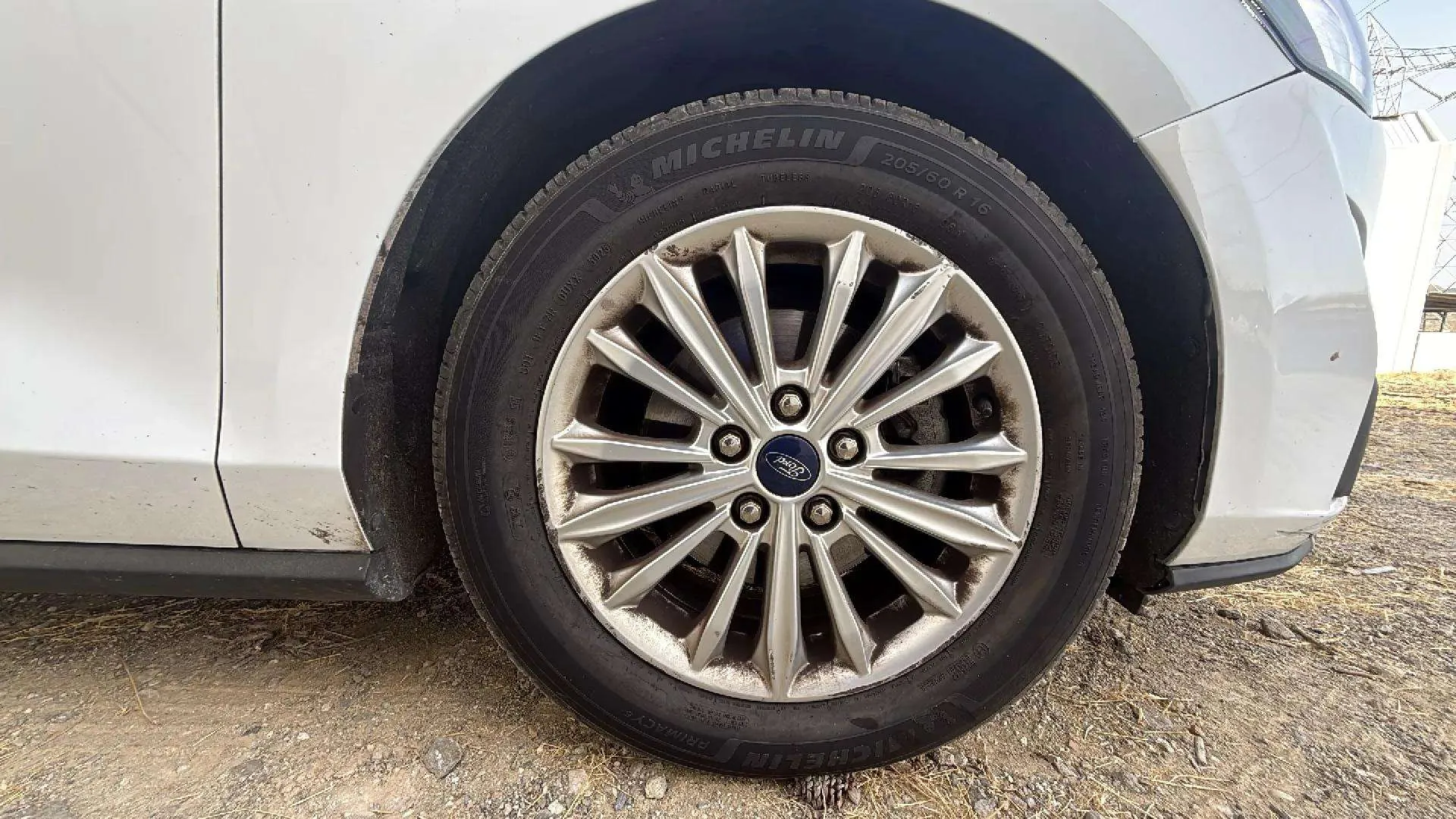 Ford Focus 1.5 EcoBlue Titanium - foto 21