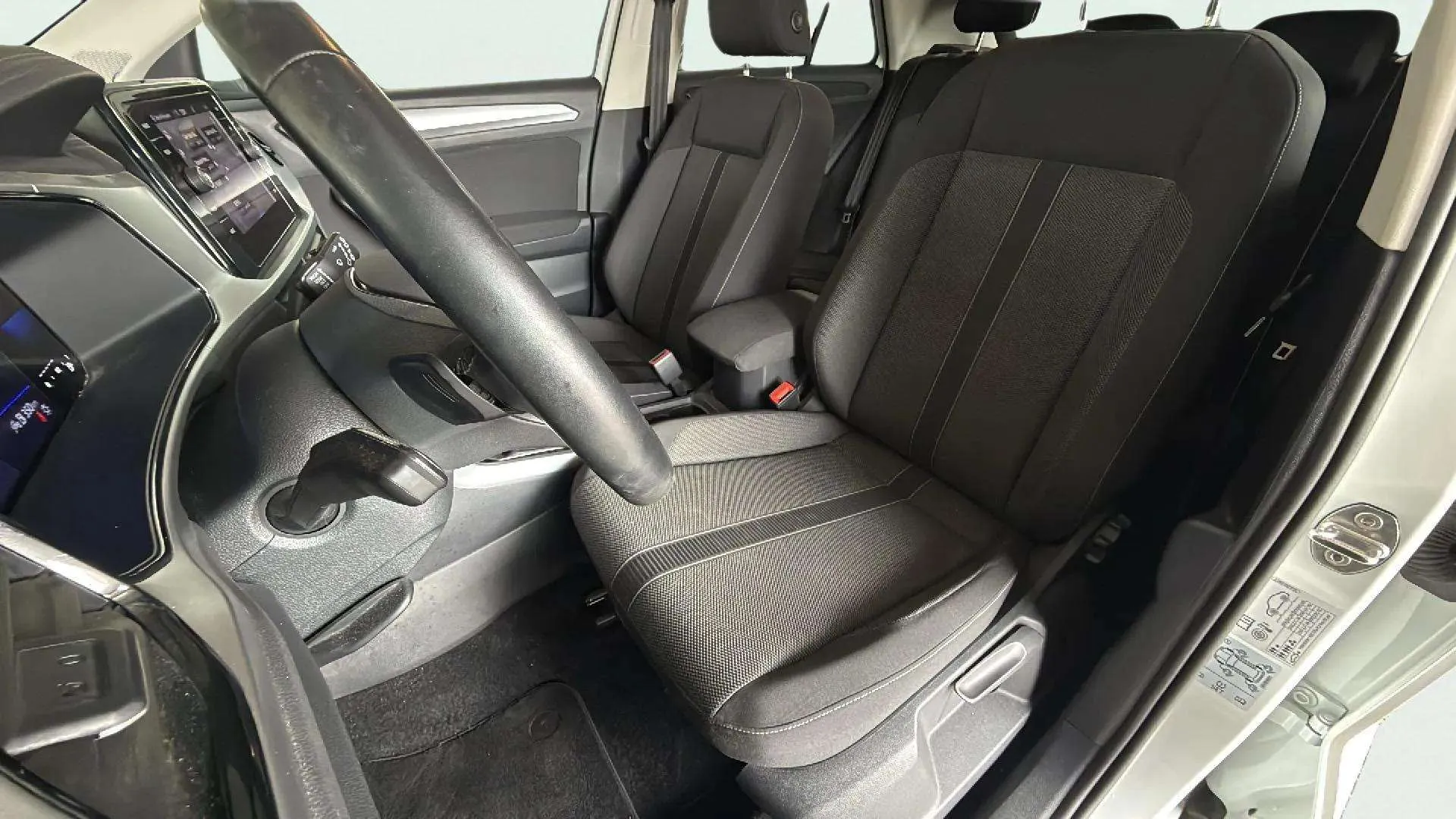 Volkswagen T-Roc Life 2.0 TDI DSG - foto 24
