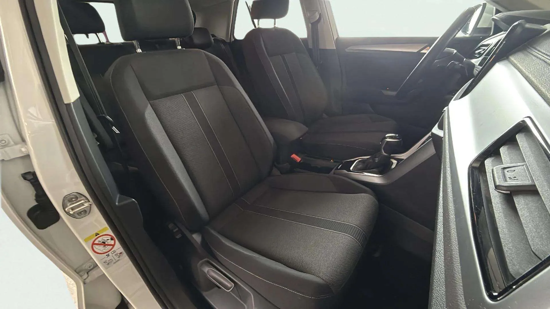 Volkswagen T-Roc Life 2.0 TDI DSG - foto 25