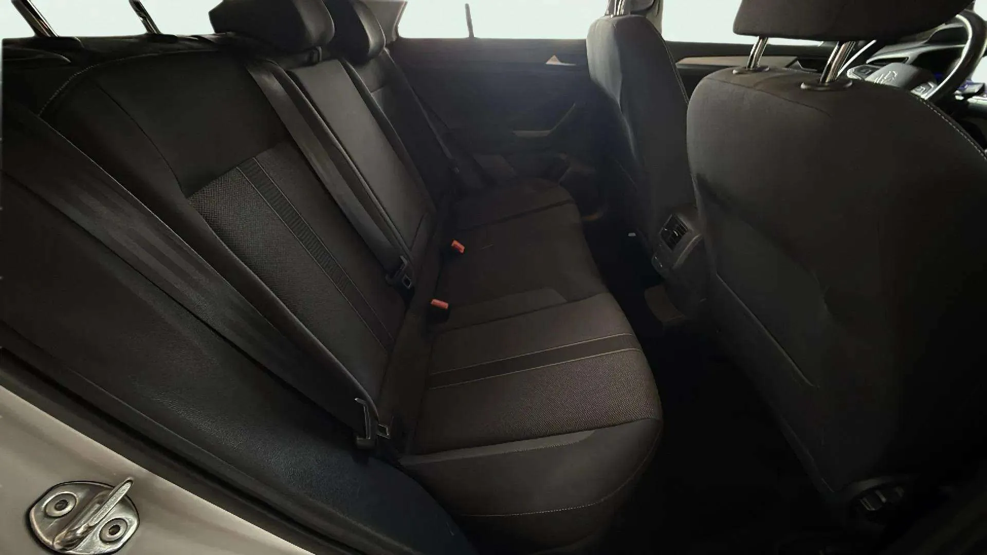 Volkswagen T-Roc Life 2.0 TDI DSG - foto 26