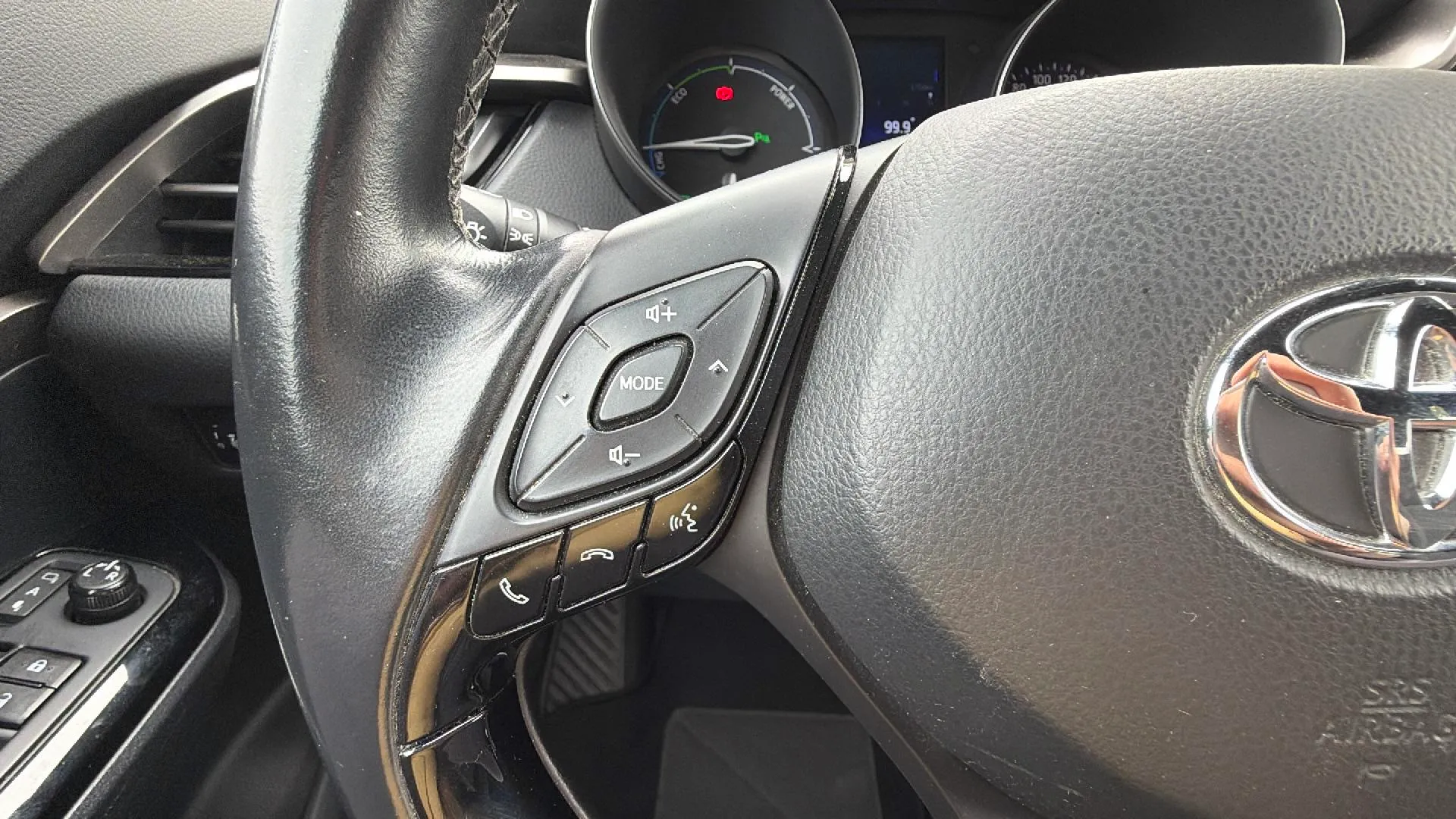 Toyota C-HR 1.8 125H Advance - foto 23