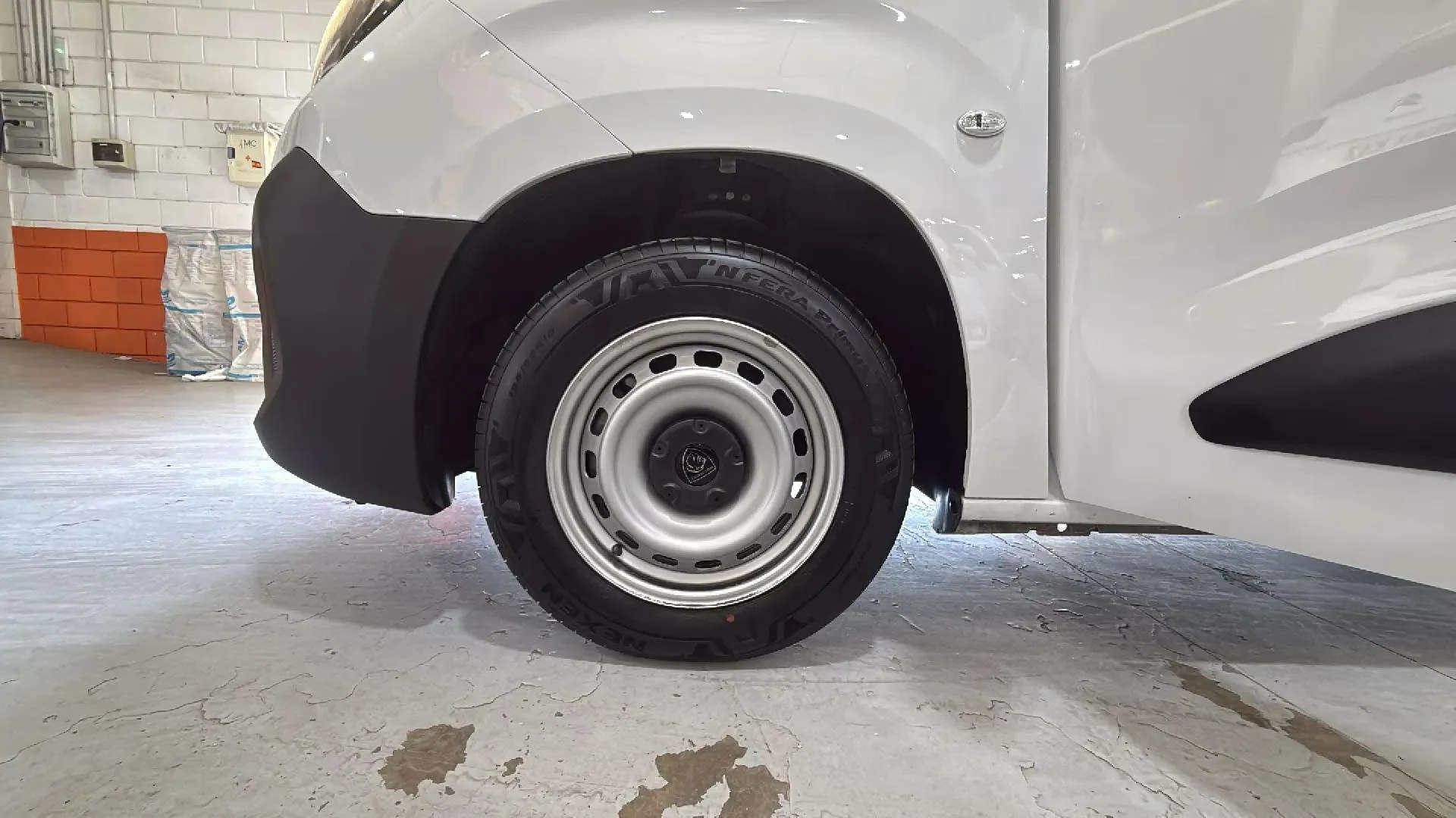 Peugeot Partner Nuevo Partner Standard 600KG BlueHDi - foto 16