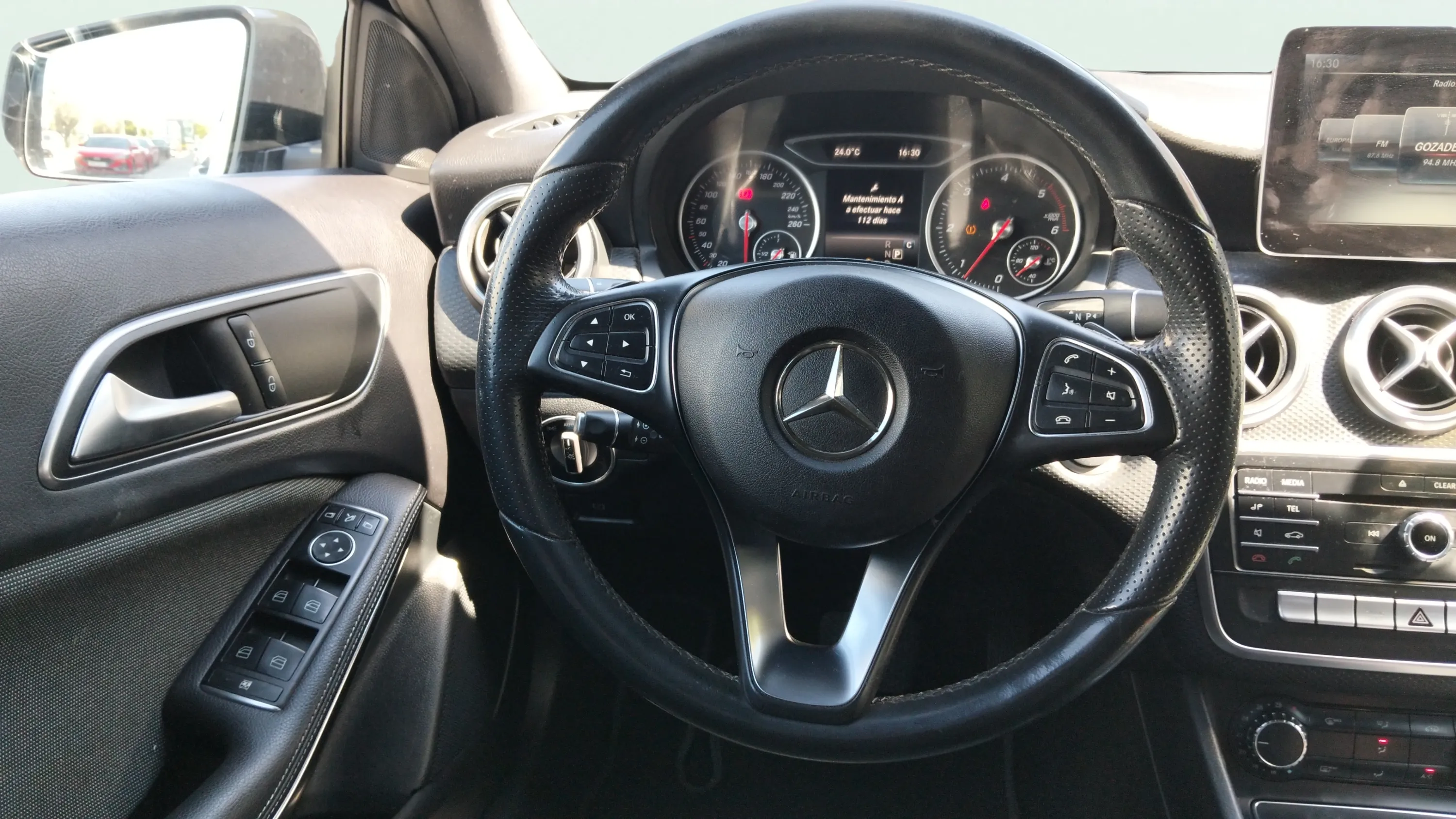 Mercedes-Benz Clase A A 200 d - foto 9