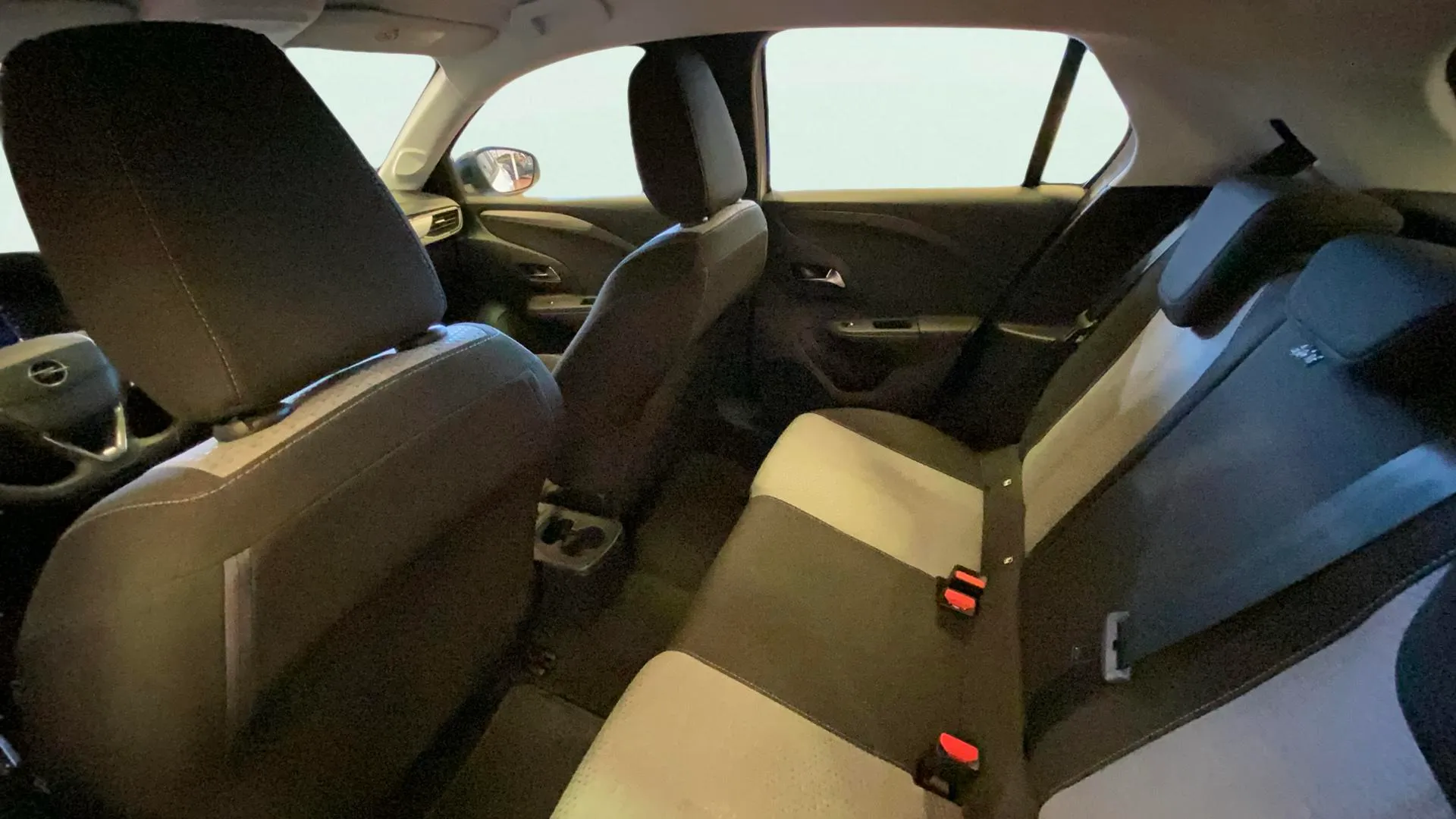 Opel Corsa 1.2T XHL GS - foto 13
