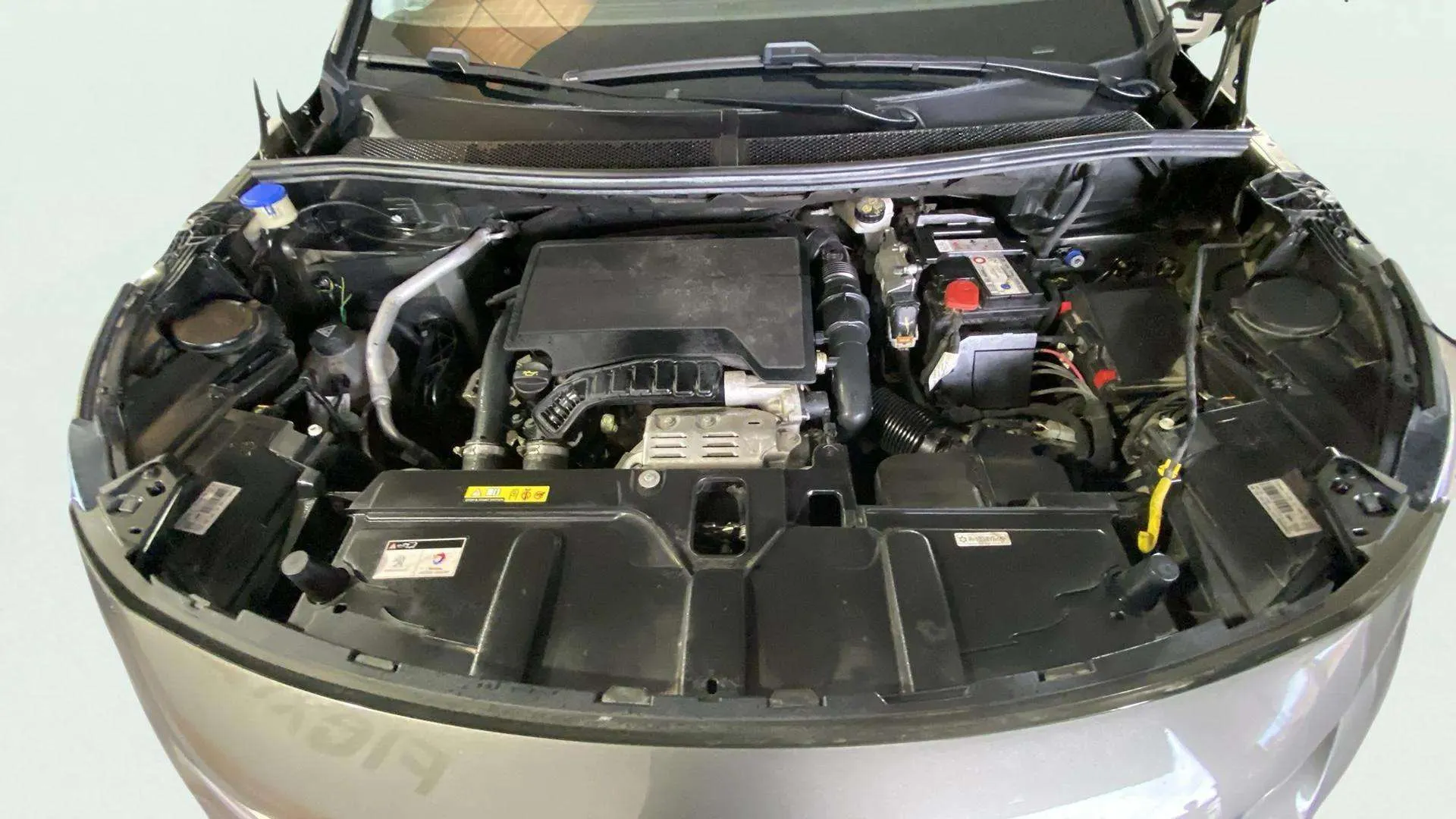 Peugeot 3008 1.2 PureTech Allure - foto 25