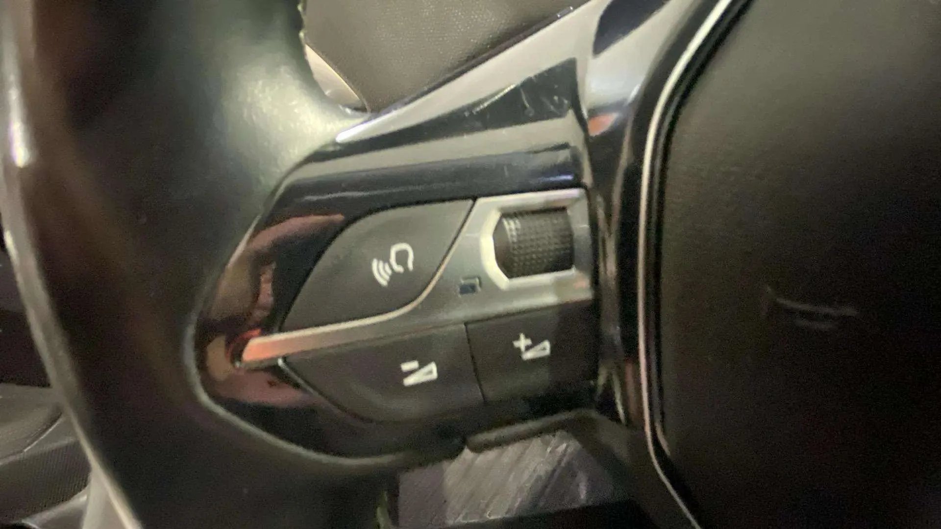 Peugeot 3008 1.2 PureTech Allure - foto 17