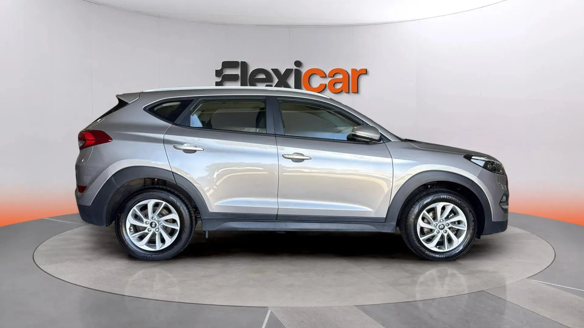 Hyundai Tucson 1.6 GDI Klass BE 4x2 - foto 3