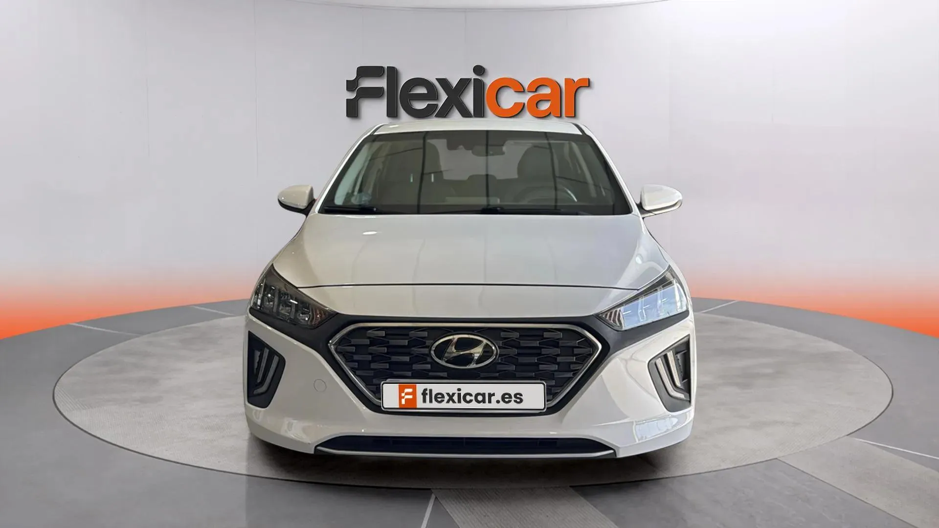Hyundai Ioniq 1.6 GDI HEV Tecno DT - foto 2