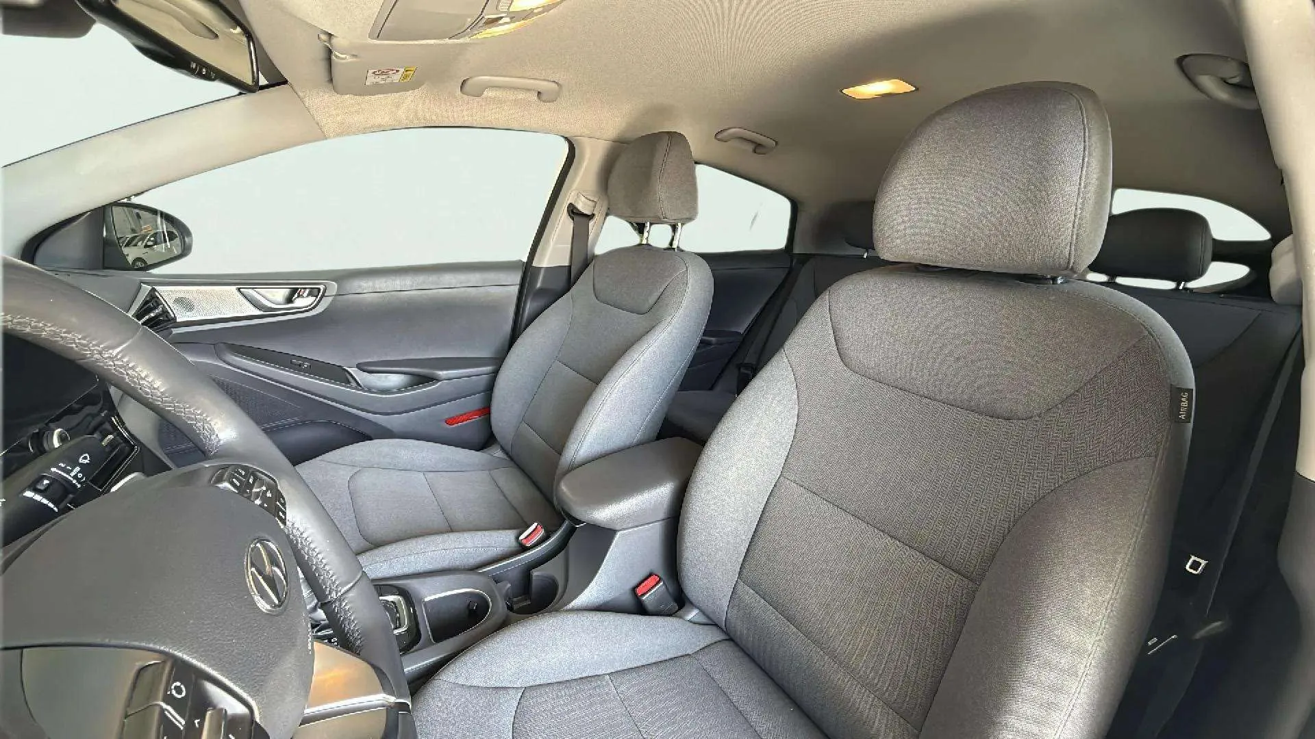 Hyundai Ioniq 1.6 GDI HEV Tecno DT - foto 11