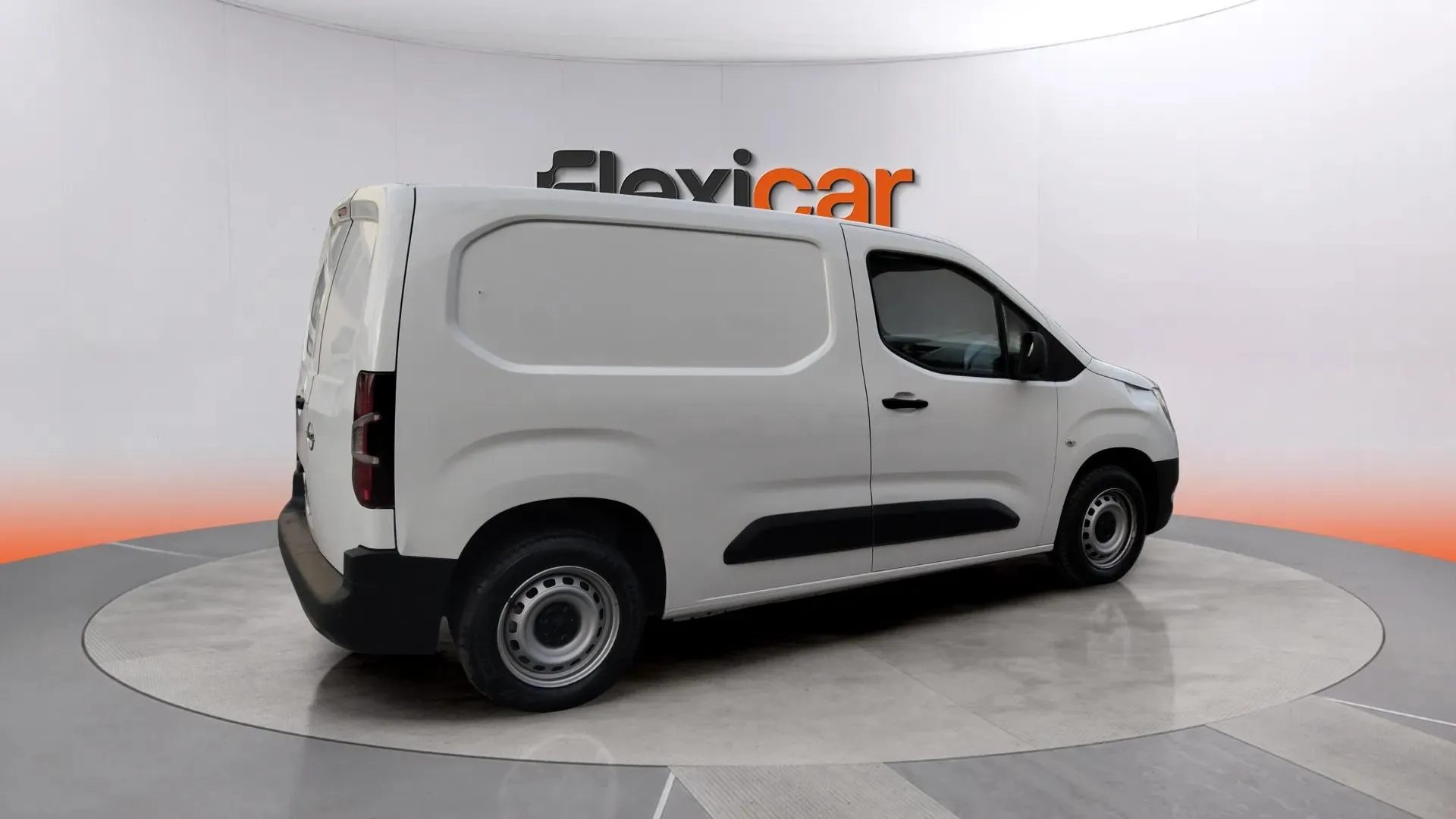 Opel Combo 1.5 TD Expression L - foto 6