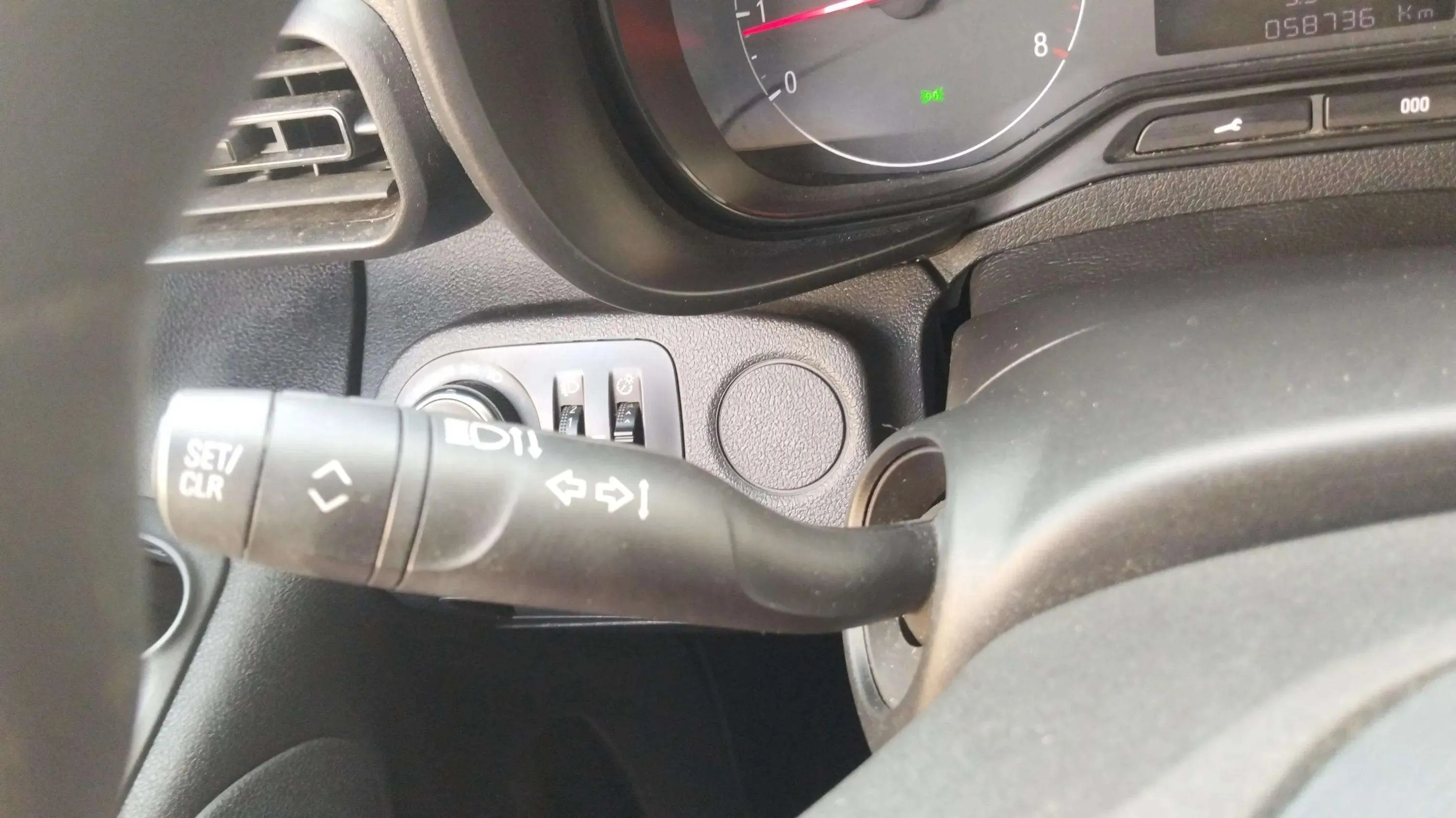 Opel Combo 1.5 TD Expression L - foto 14