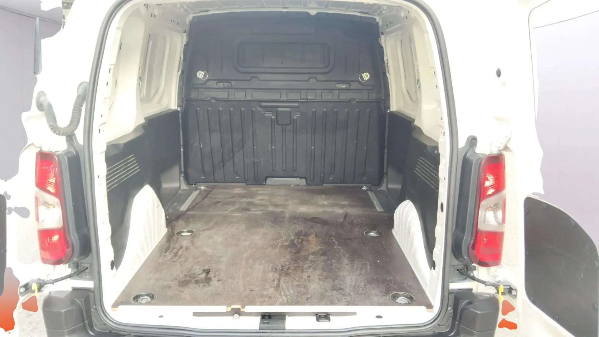 Opel Combo 1.5 TD Expression L - foto 18