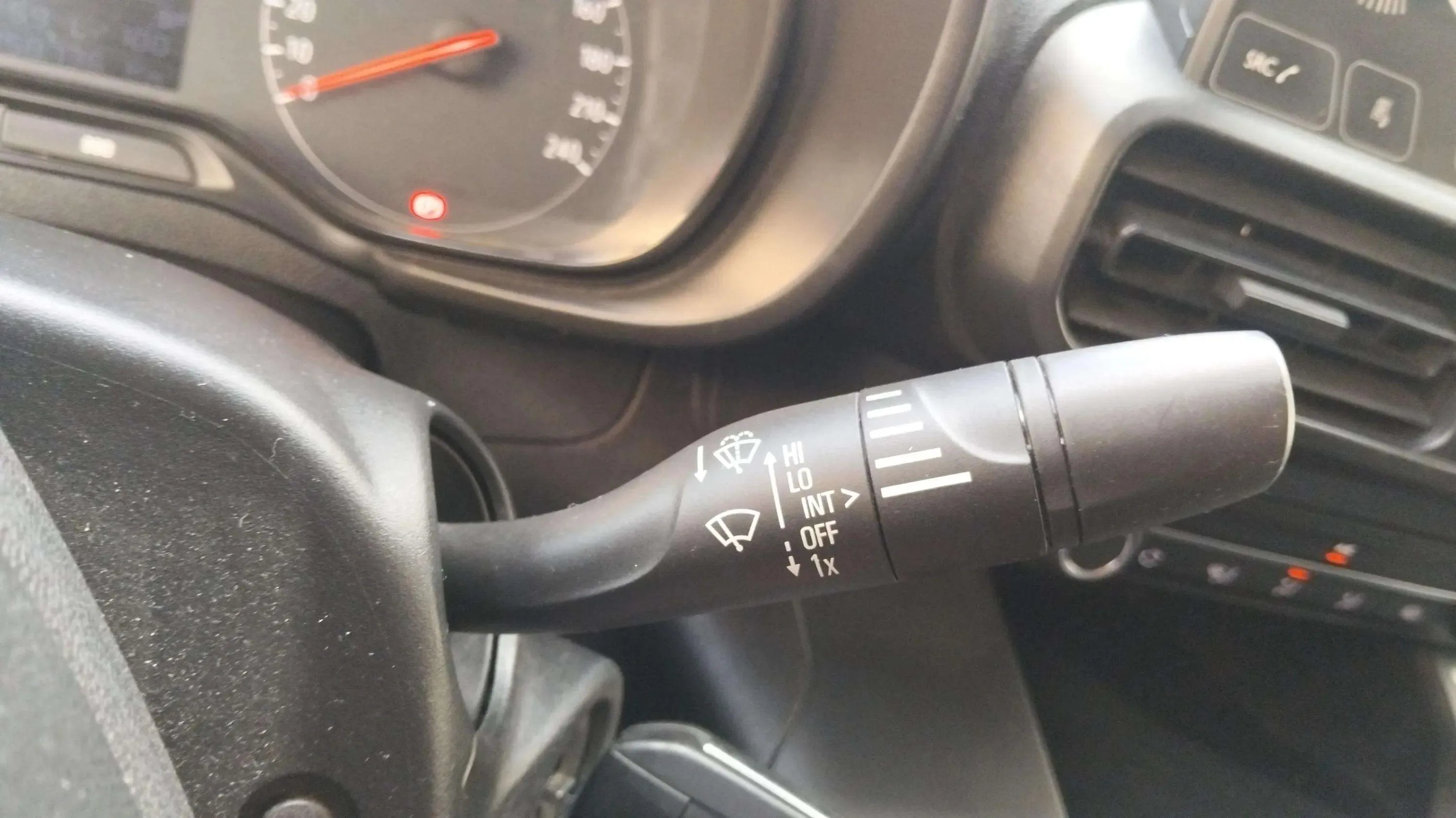 Opel Combo 1.5 TD Expression L - foto 15