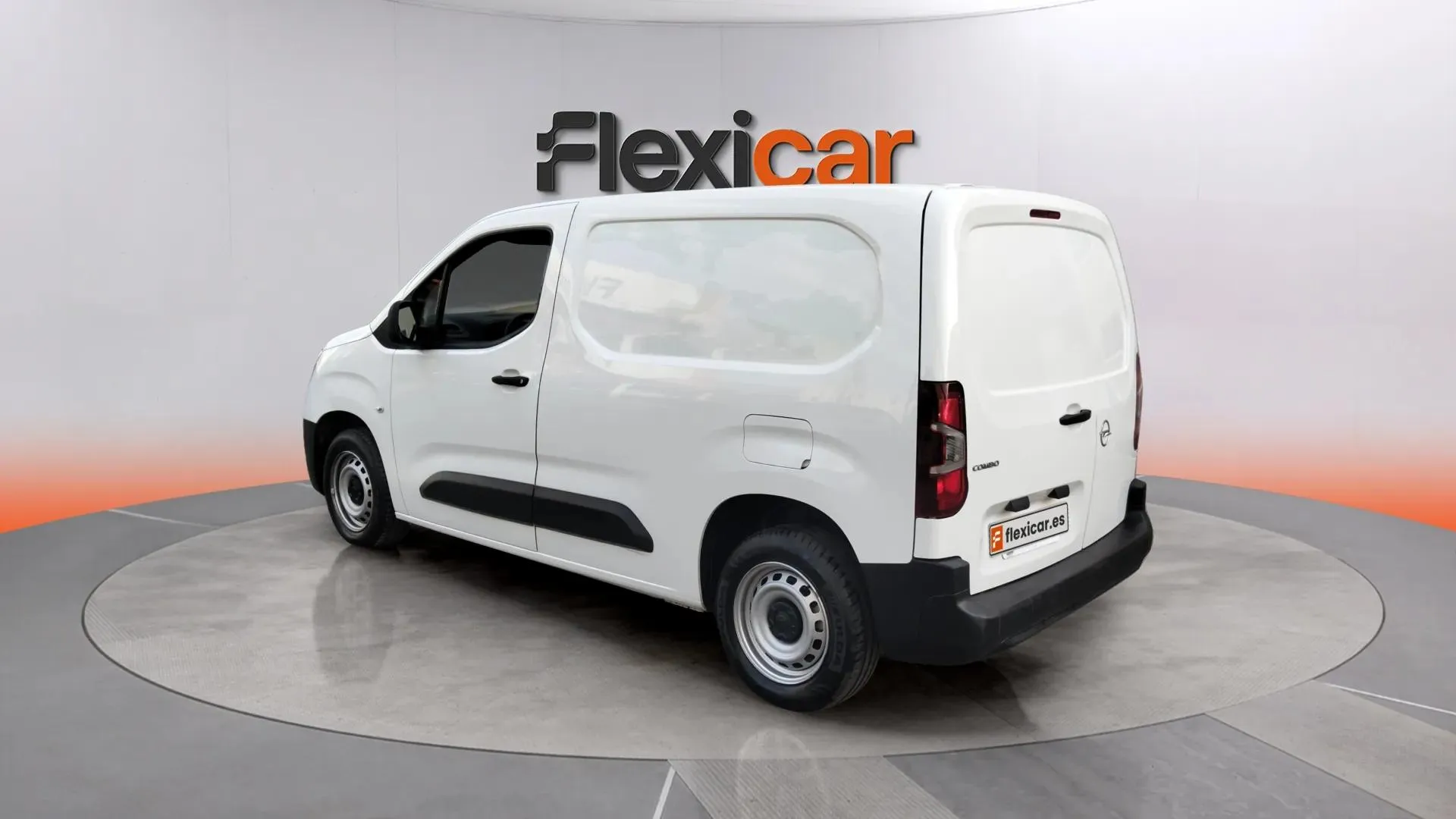 Opel Combo 1.5 TD Expression L - foto 4