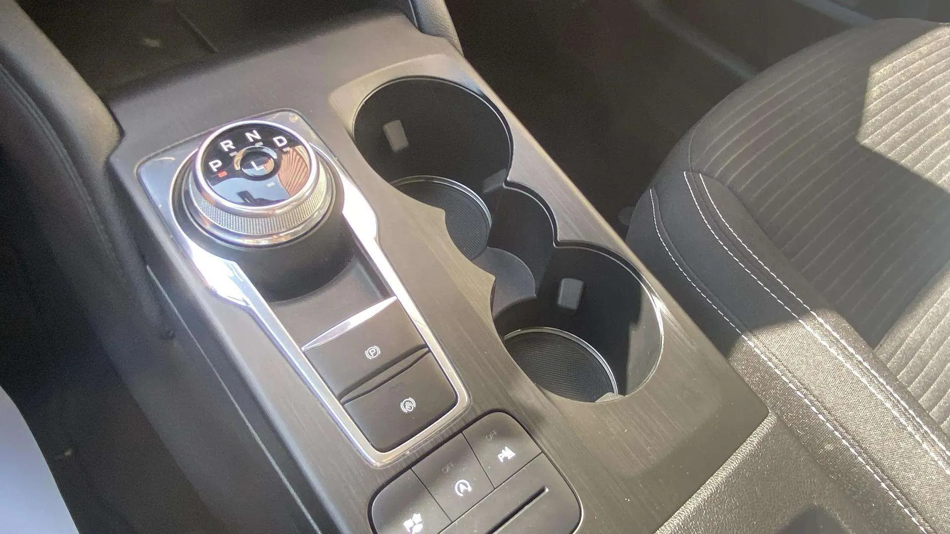Ford Kuga Titanium 1.5 EcoBlue - foto 20