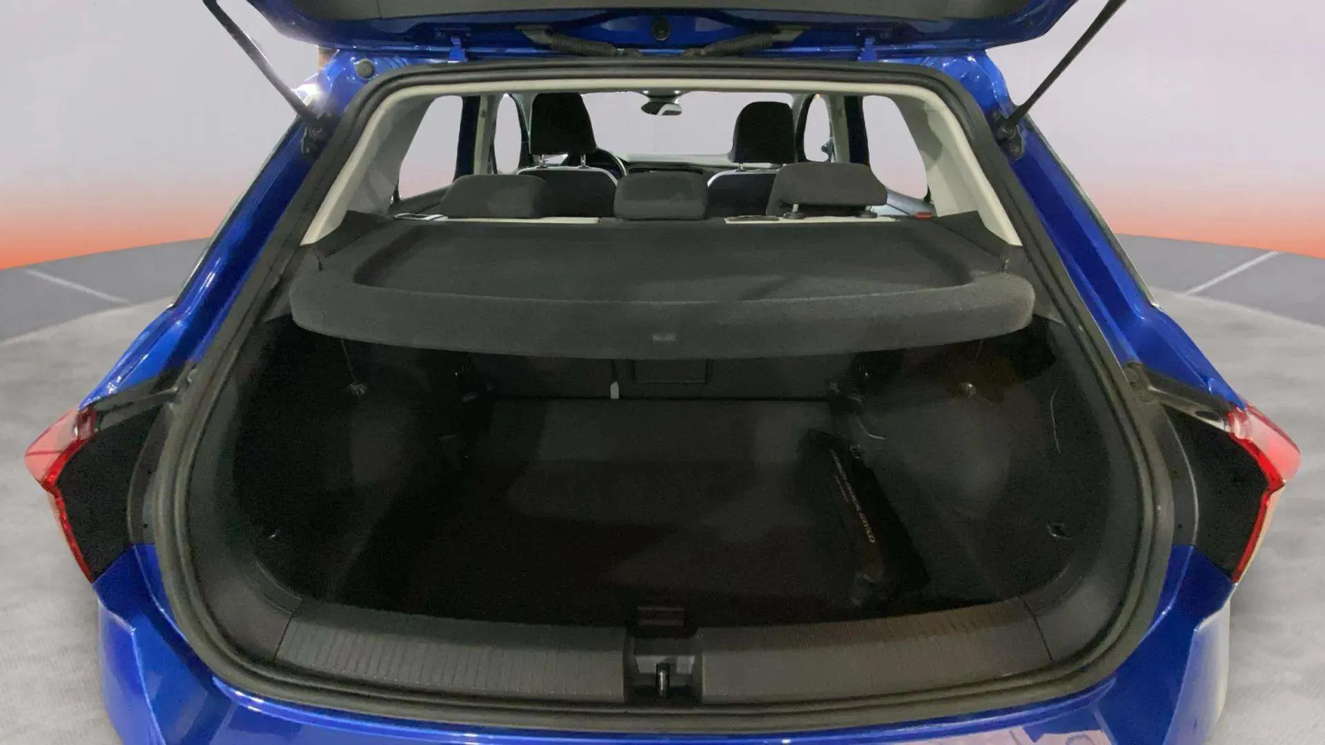 Volkswagen T-Roc Sport 1.5 TSI DSG - foto 20