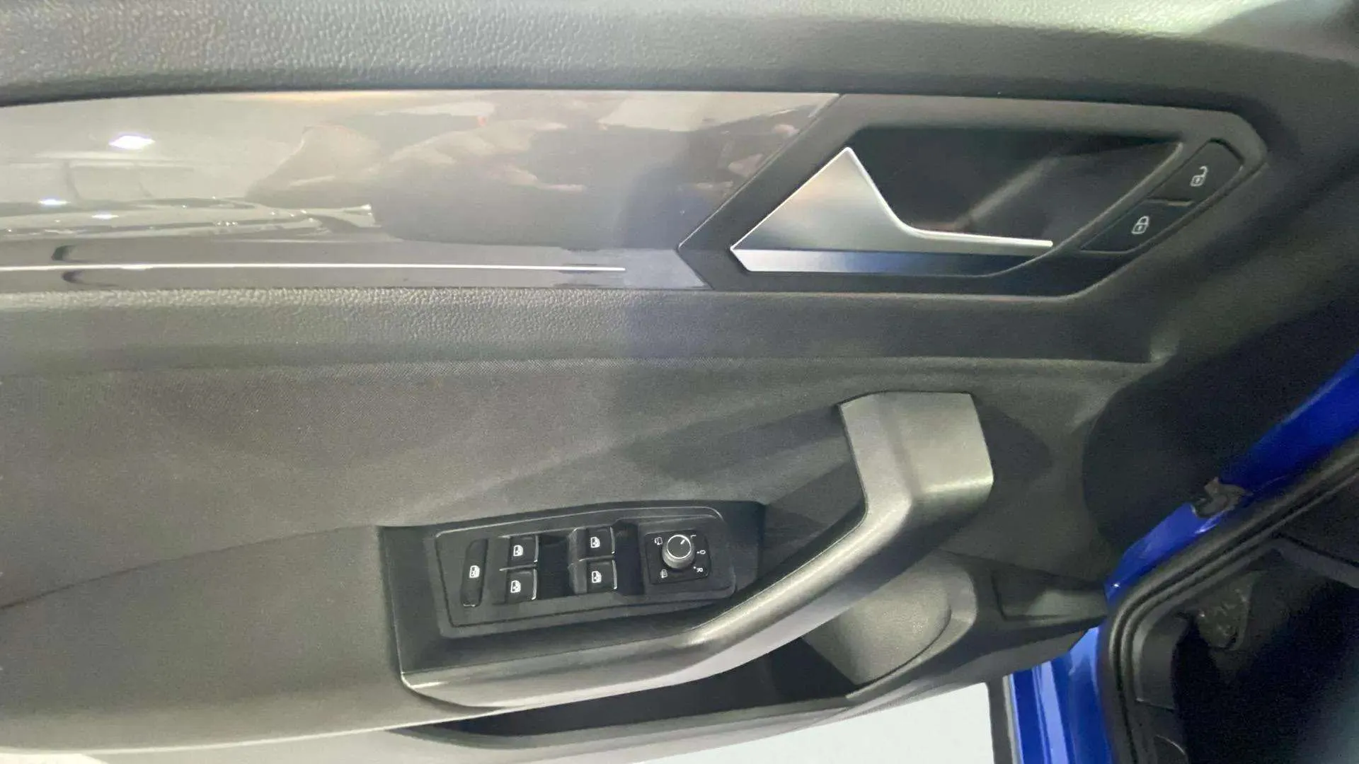 Volkswagen T-Roc Sport 1.5 TSI DSG - foto 19