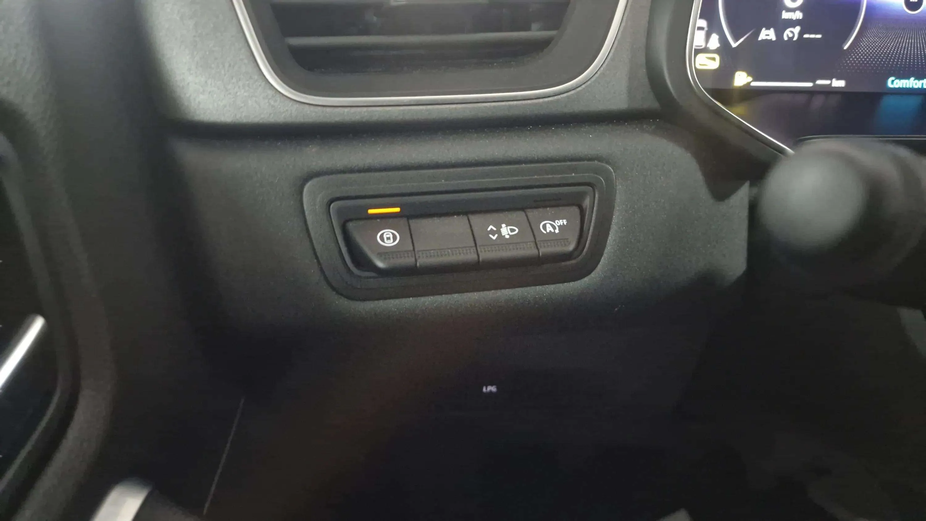 Renault Captur evolution TCe - foto 22