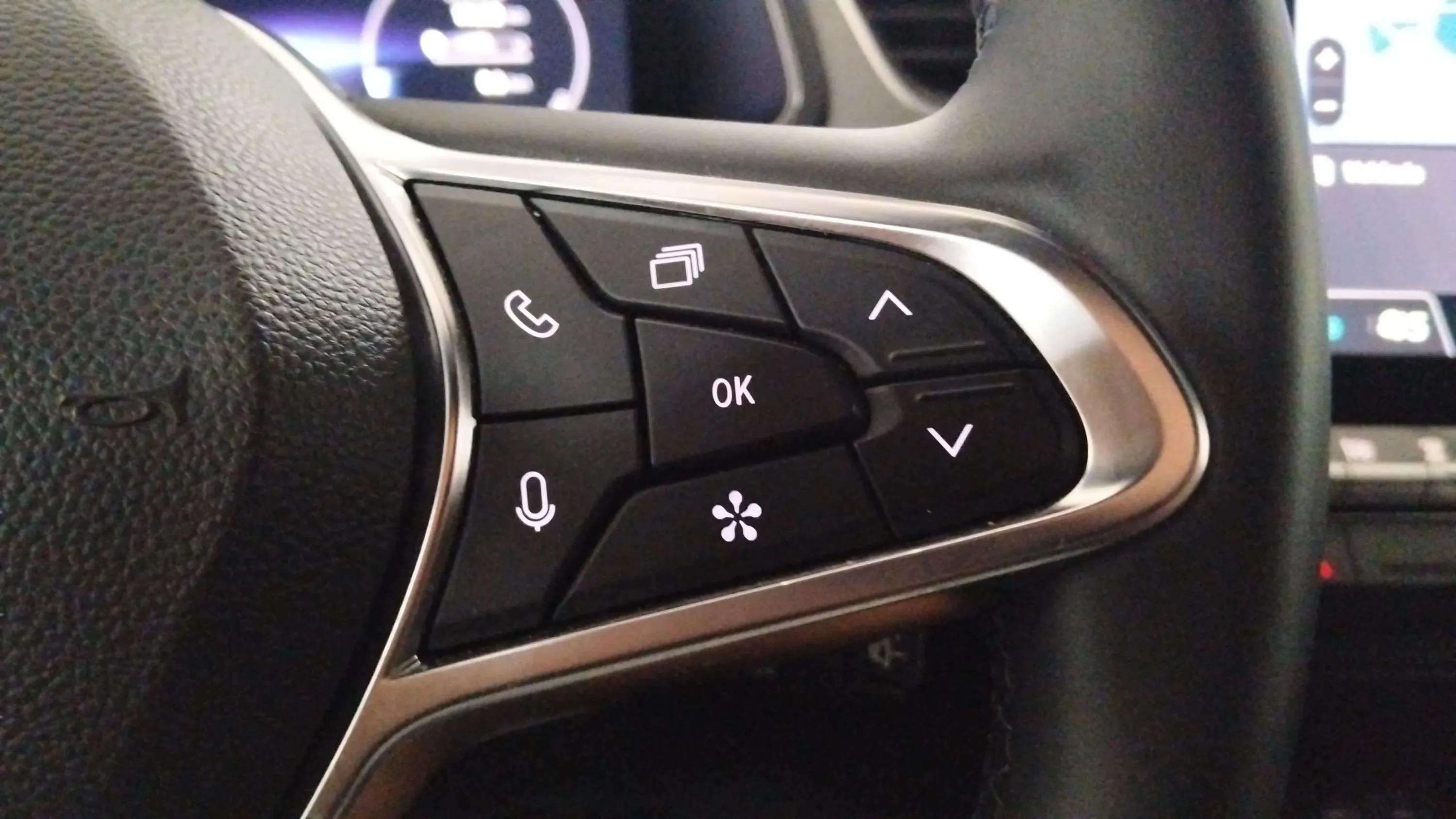 Renault Captur evolution TCe - foto 17