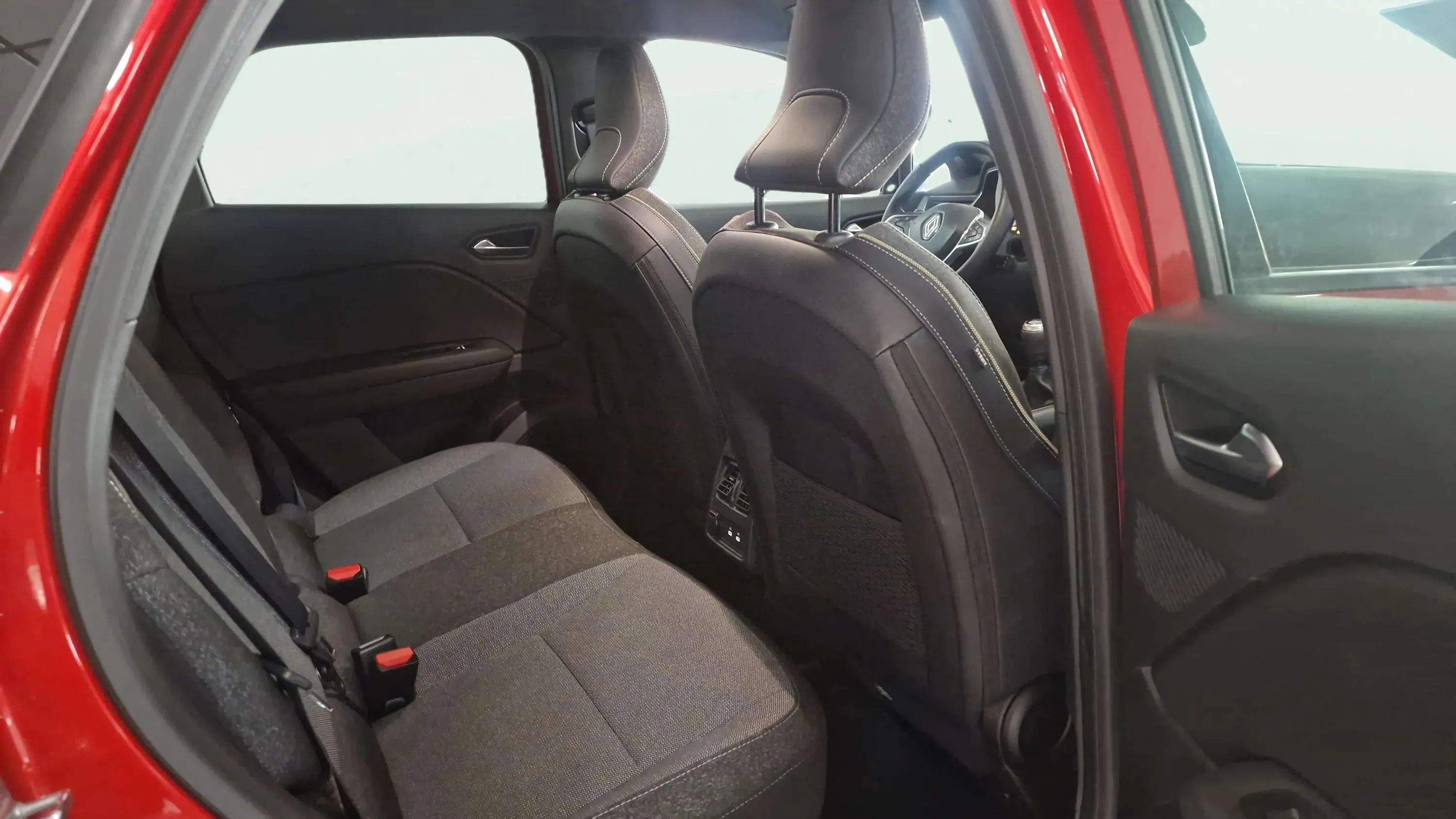 Renault Captur evolution TCe - foto 23