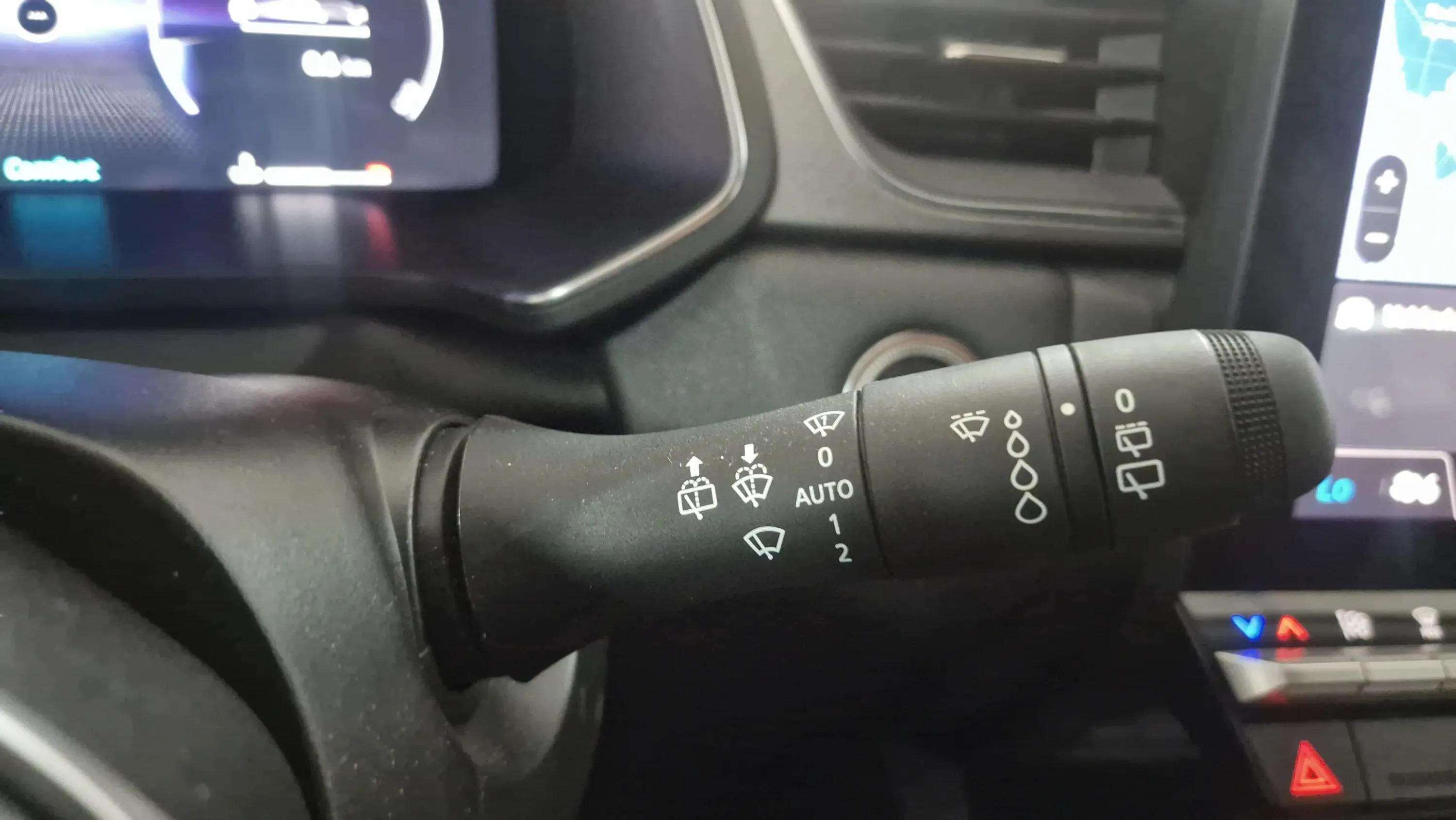Renault Captur evolution TCe - foto 19