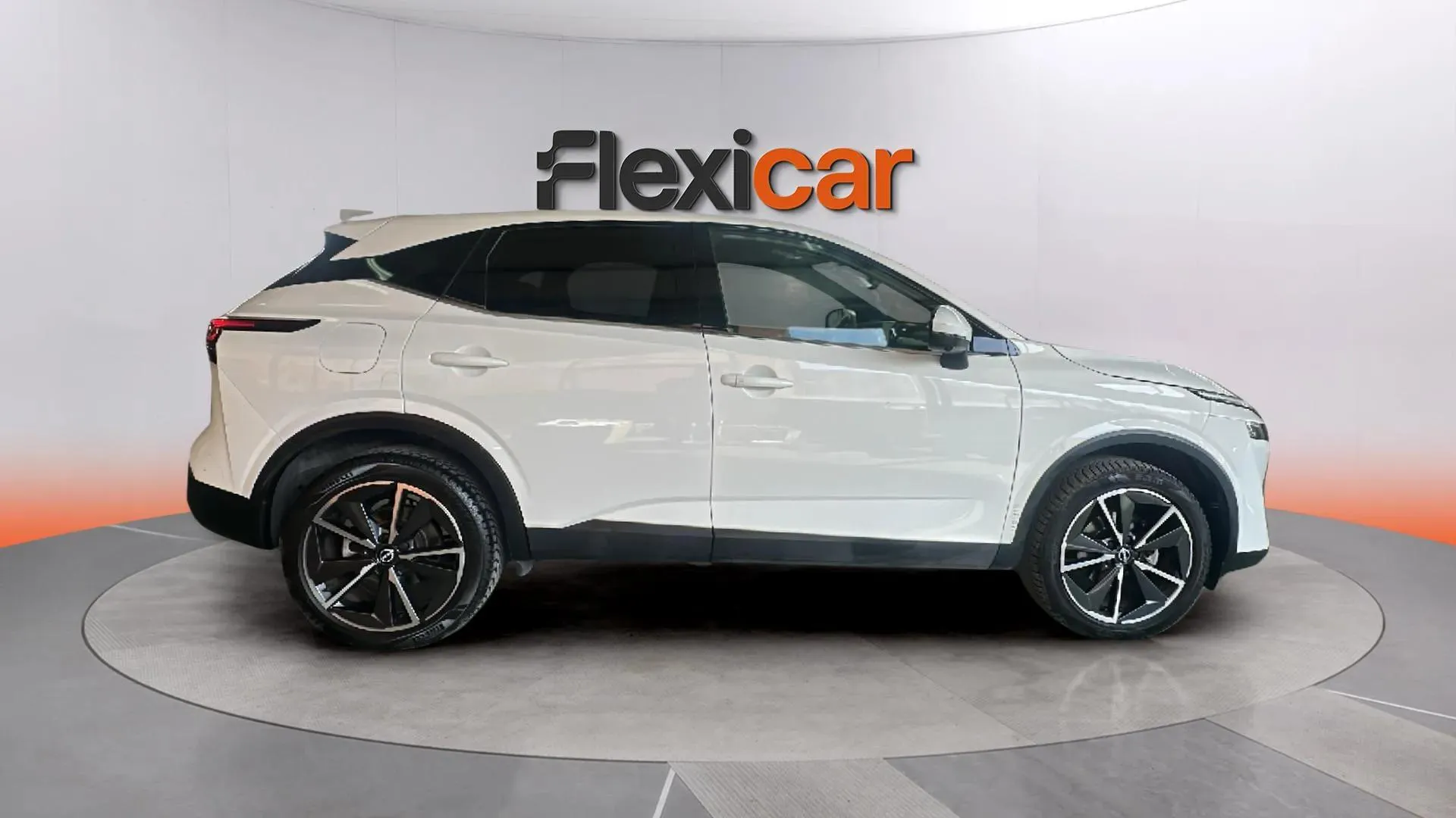 Nissan Qashqai DIG-T mHEV Xtron.4x4 Tekna - foto 8
