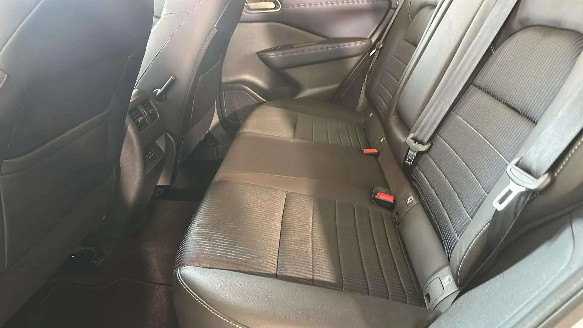Nissan Qashqai DIG-T mHEV Xtron.4x4 Tekna - foto 20
