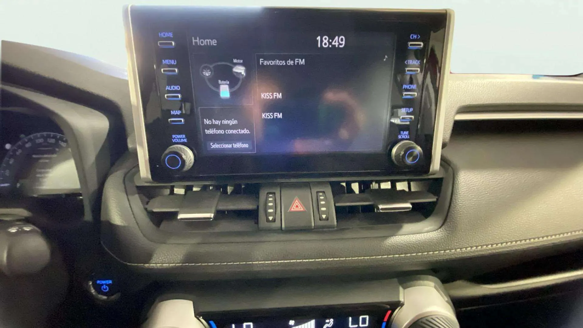 Toyota RAV4 2.5l 220H Advance - foto 12