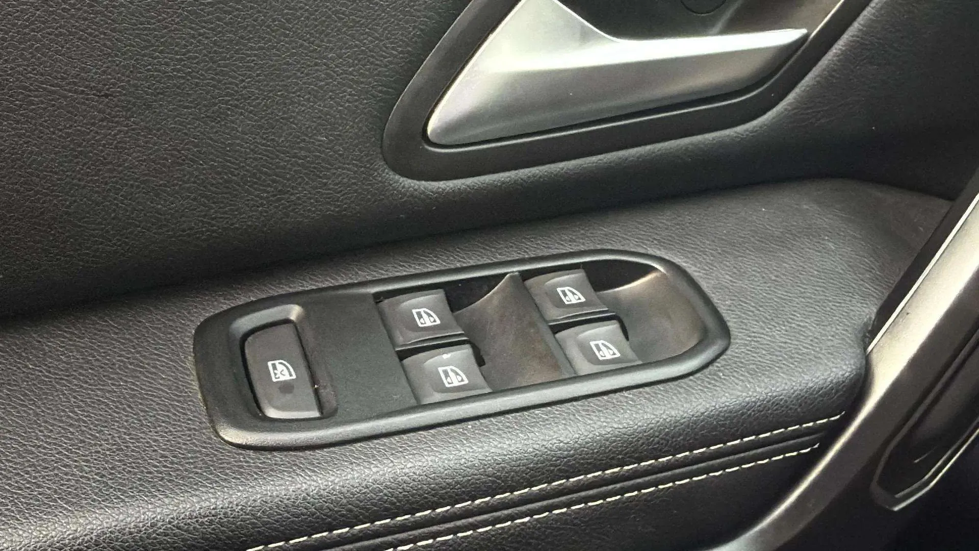 Dacia Duster Comfort TCe 4x2 GPF - foto 13