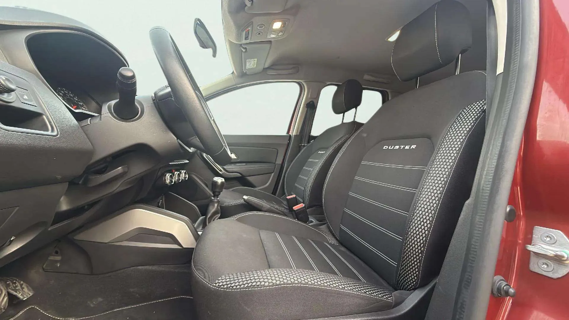 Dacia Duster Comfort TCe 4x2 GPF - foto 18
