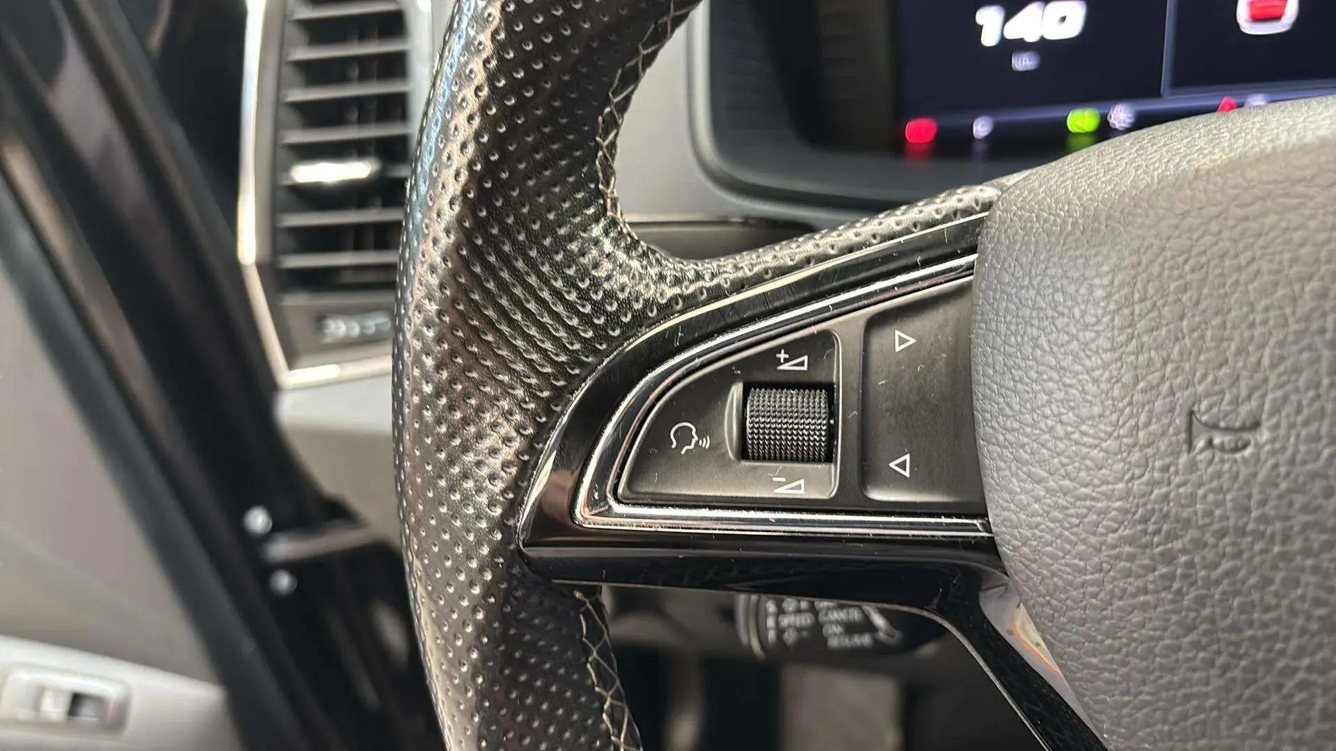 Škoda Karoq 1.5 TSI DSG ACT Sportline - foto 12