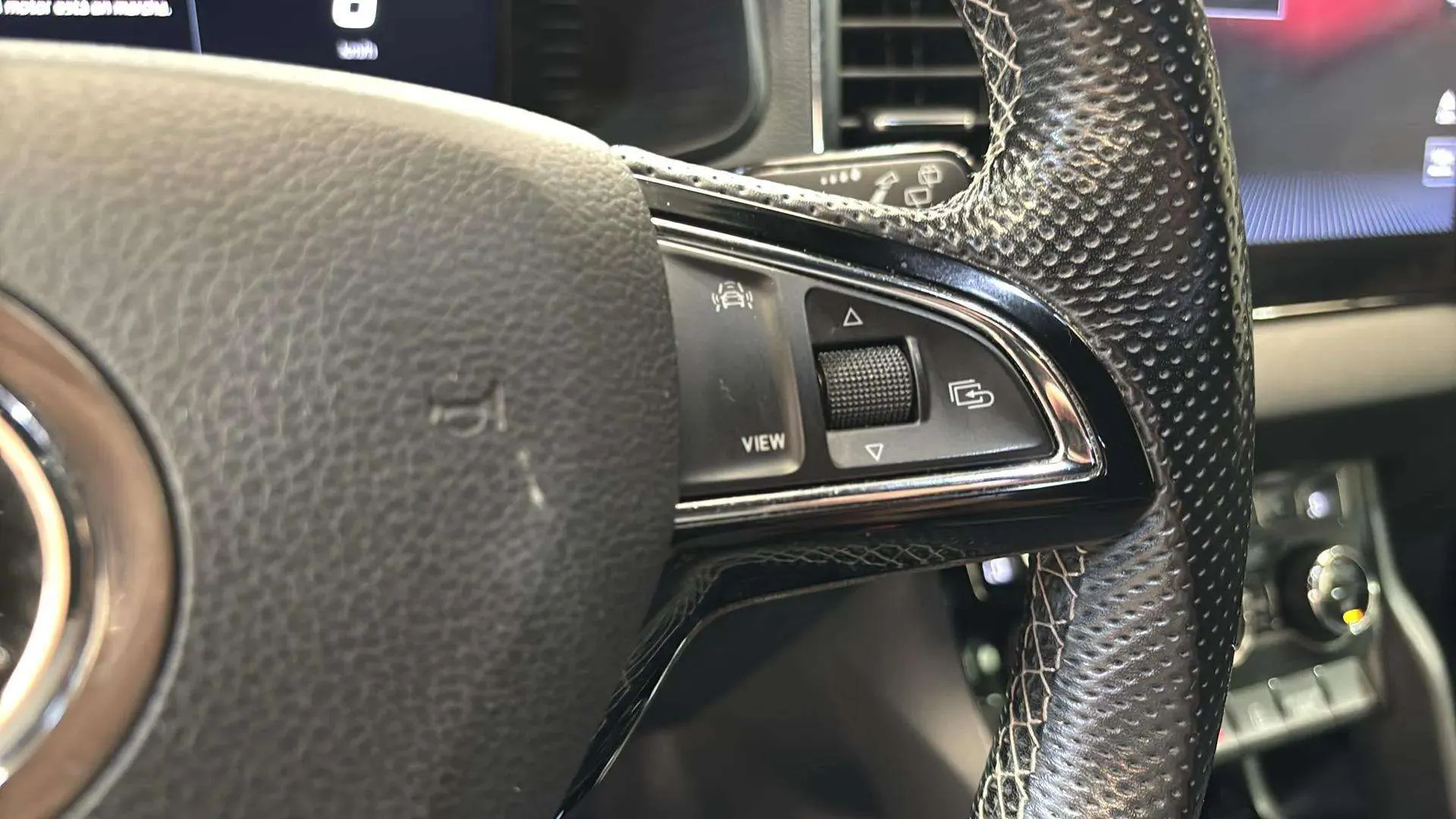 Škoda Karoq 1.5 TSI DSG ACT Sportline - foto 13