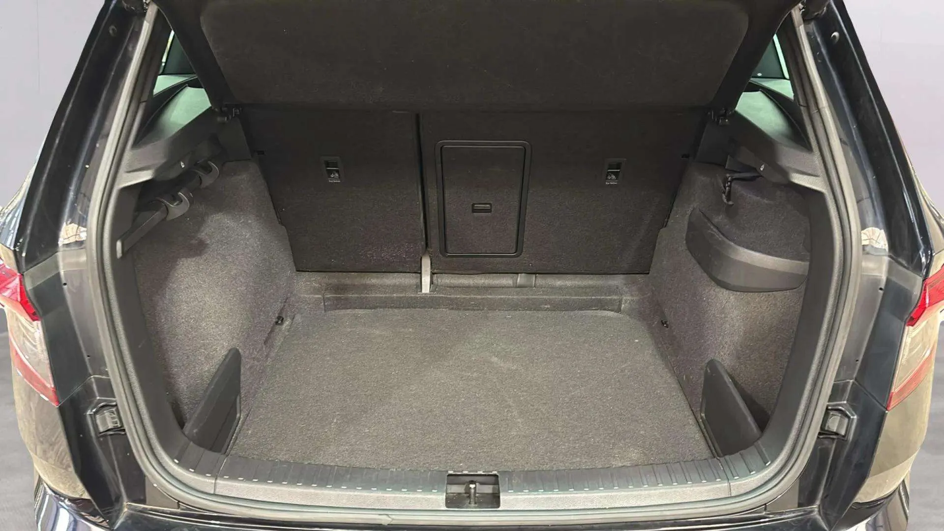 Škoda Karoq 1.5 TSI DSG ACT Sportline - foto 9