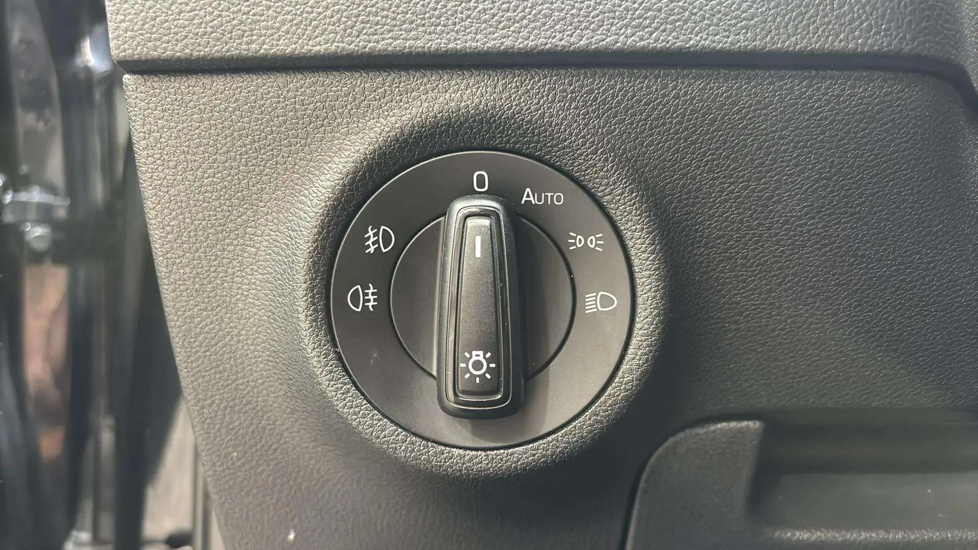 Škoda Karoq 1.5 TSI DSG ACT Sportline - foto 19