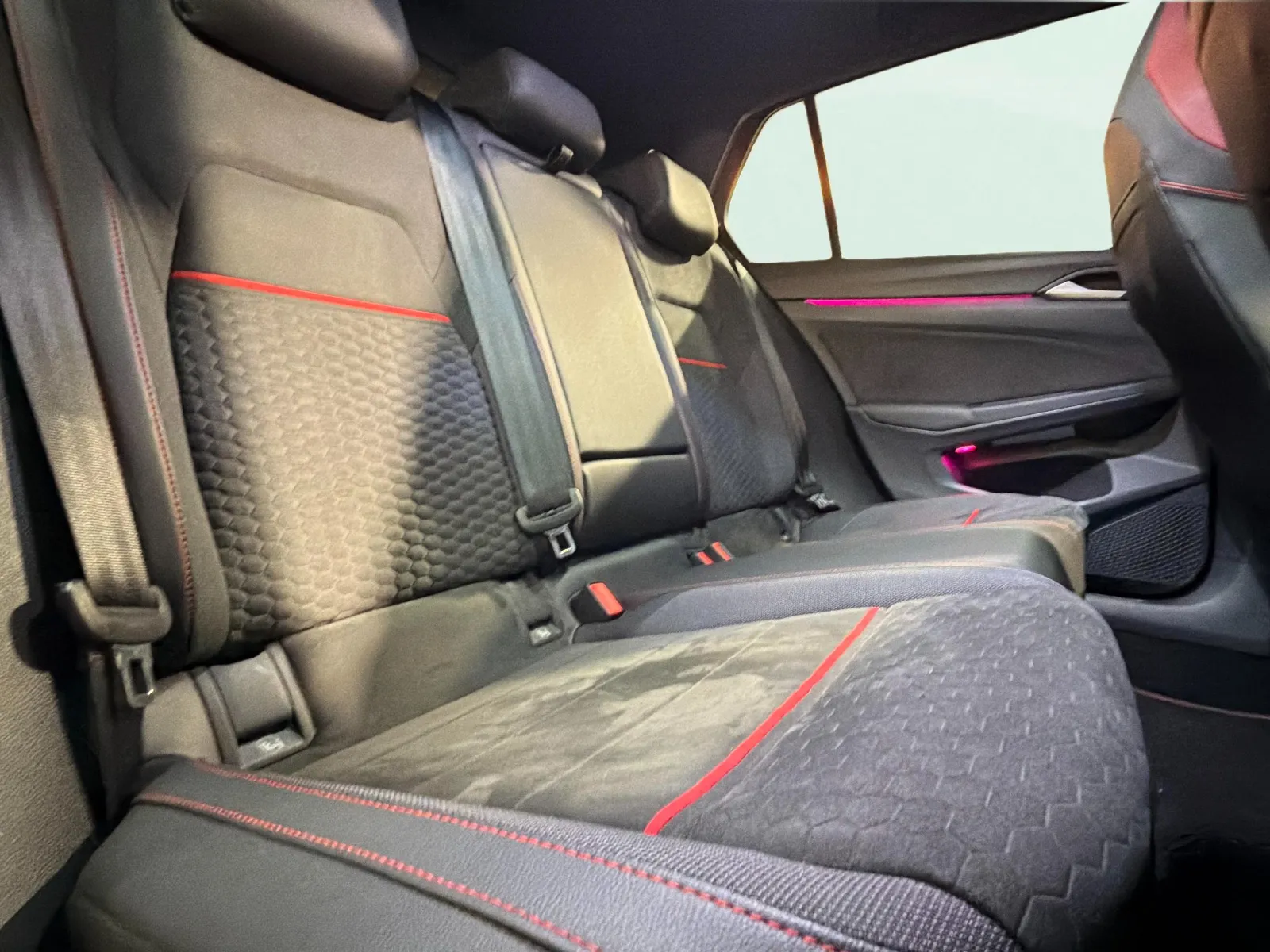 Volkswagen Golf GTI Clubsport 2.0 TSI DSG - foto 20