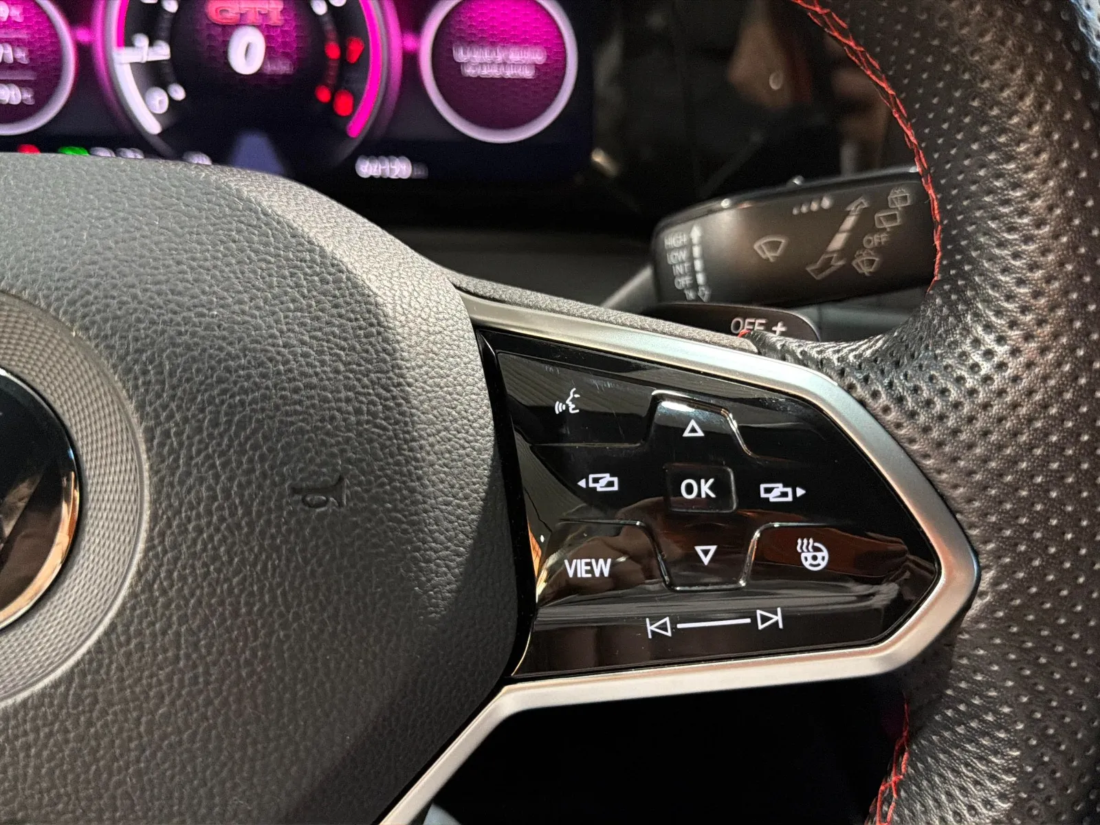 Volkswagen Golf GTI Clubsport 2.0 TSI DSG - foto 9