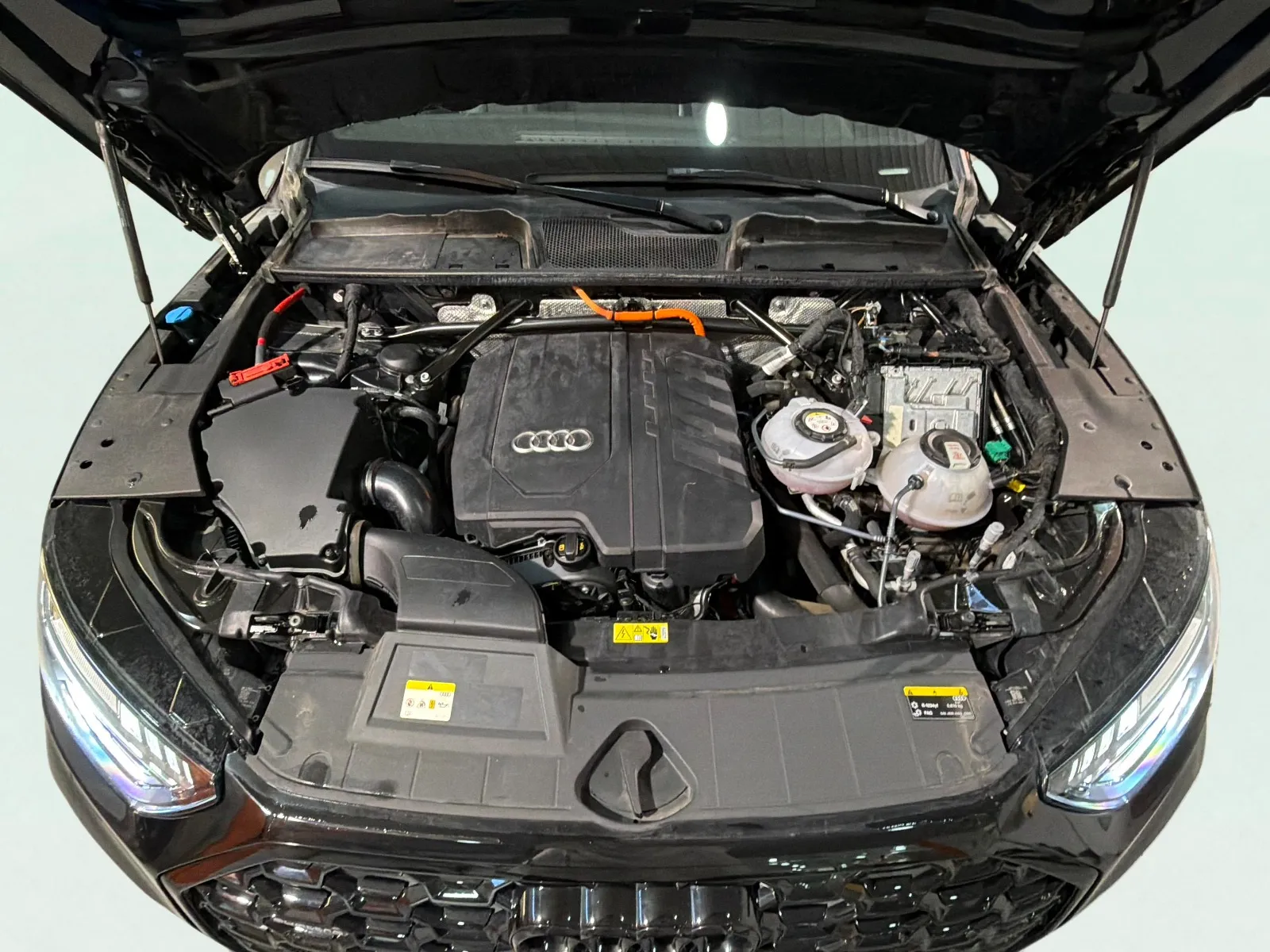 Audi Q5 Black line 45 TFSI quattro S tron - foto 21