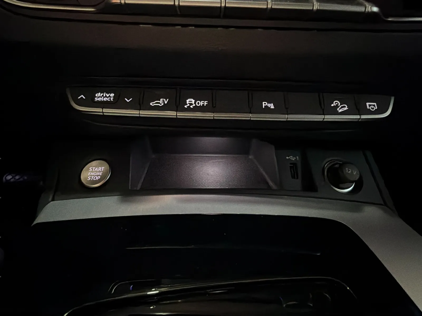 Audi Q5 Black line 45 TFSI quattro S tron - foto 13