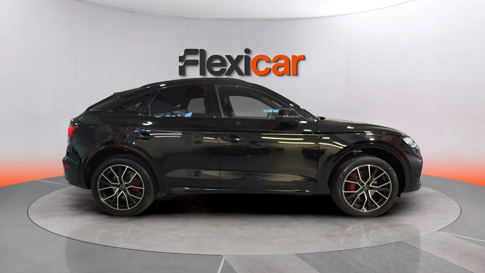 Audi Q5 Black line 45 TFSI quattro S tron - foto 2