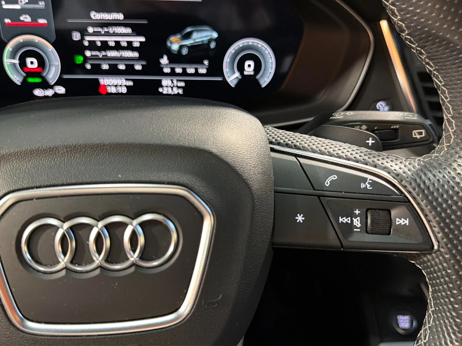 Audi Q5 Black line 45 TFSI quattro S tron - foto 9