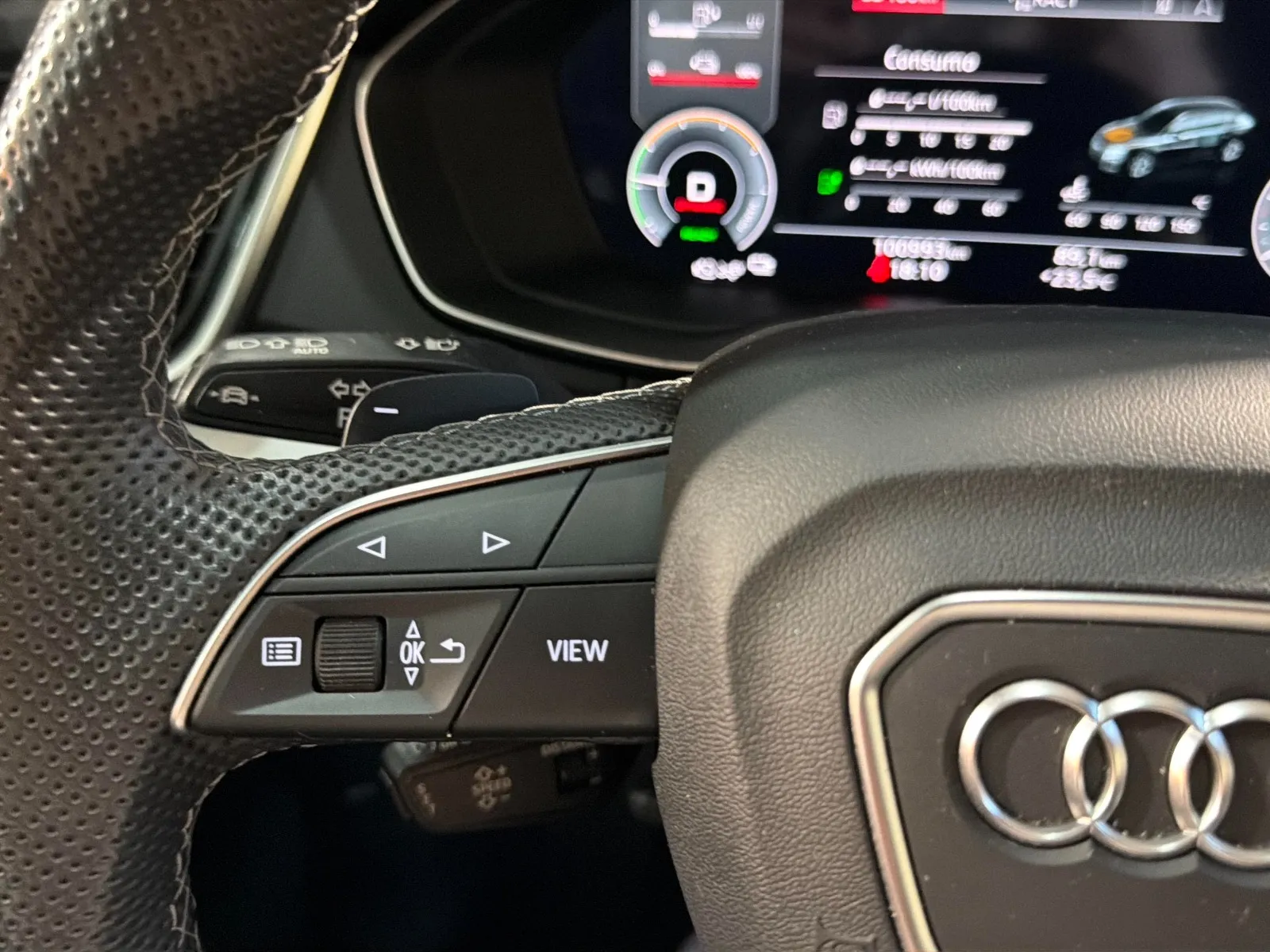Audi Q5 Black line 45 TFSI quattro S tron - foto 8