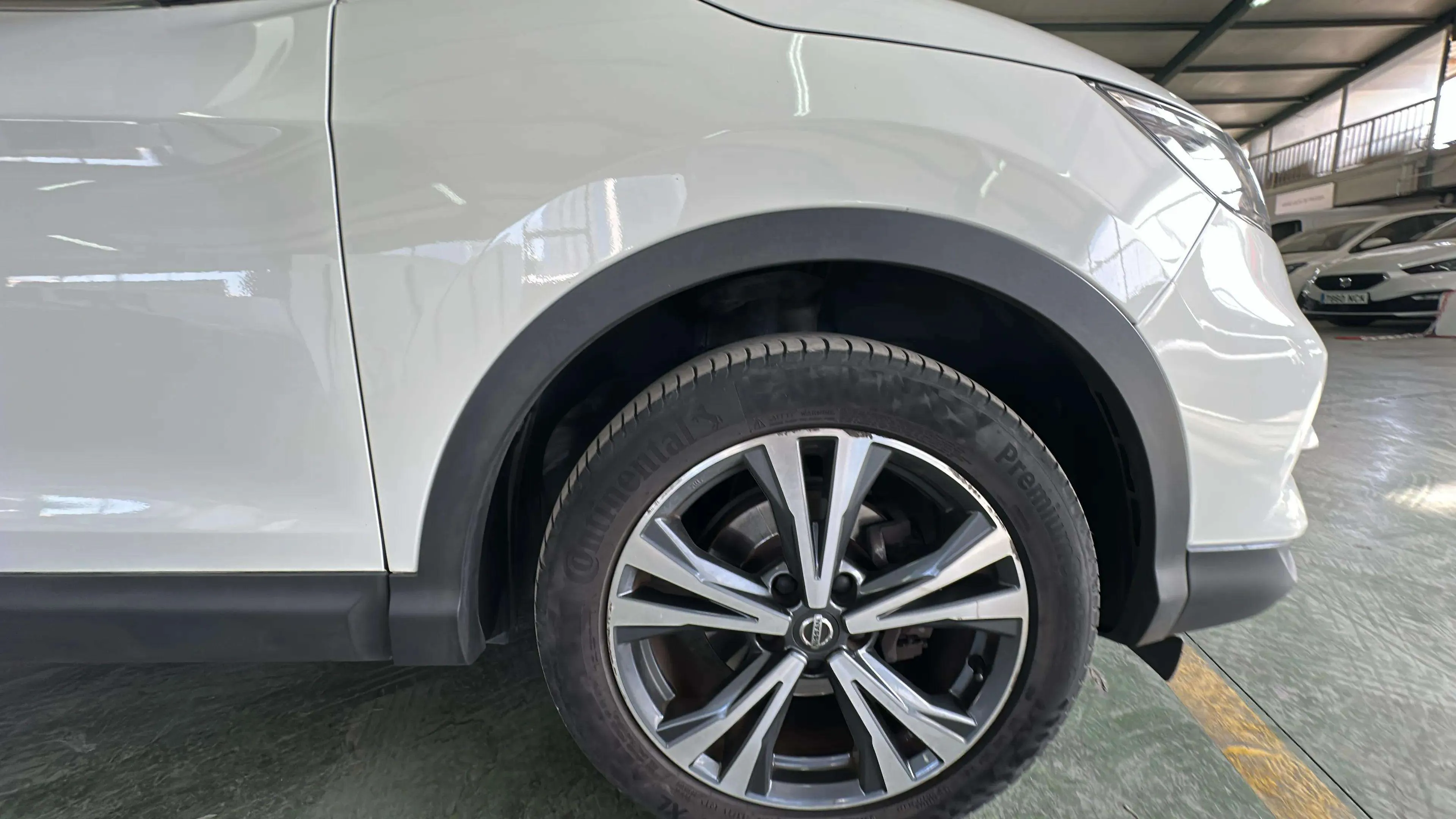 Nissan Qashqai i 1.2 DIG-T Acenta 4x2 - foto 27