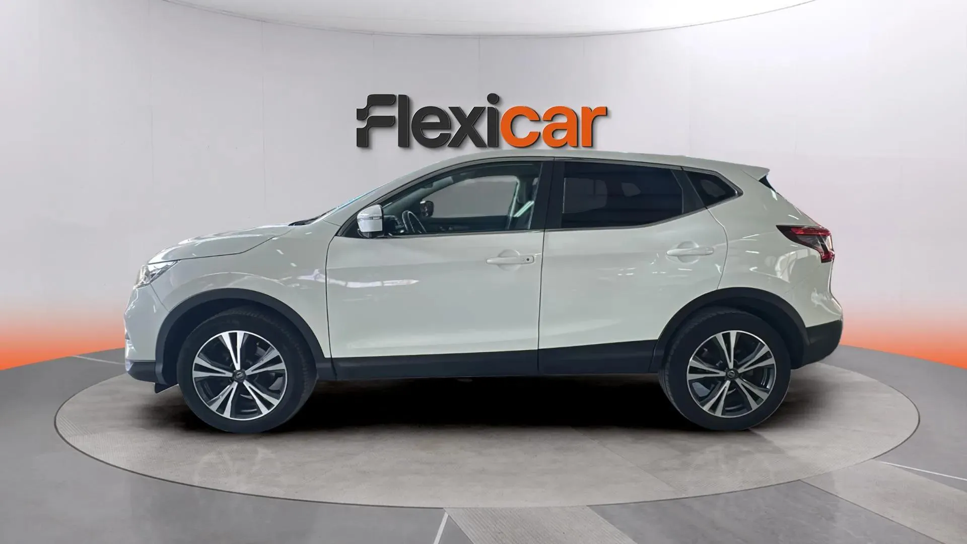 Nissan Qashqai i 1.2 DIG-T Acenta 4x2 - foto 4
