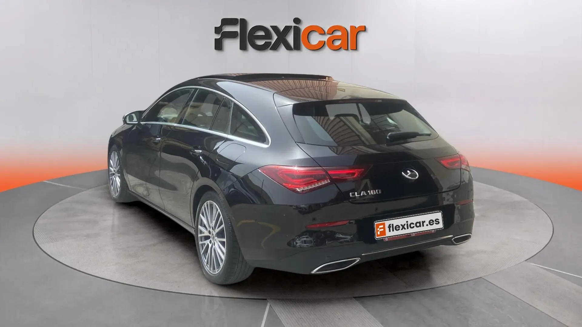 Mercedes-Benz CLA 180 Shooting Brake - foto 4