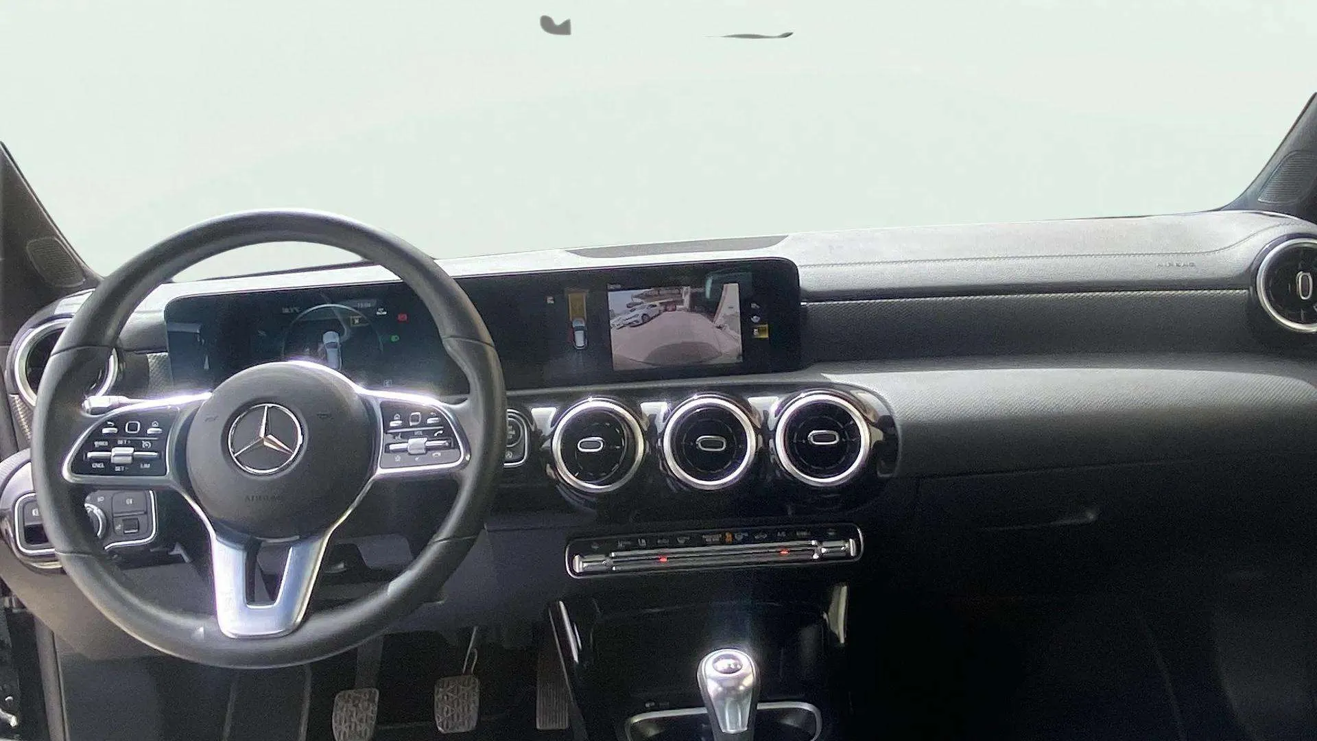 Mercedes-Benz CLA 180 Shooting Brake - foto 16