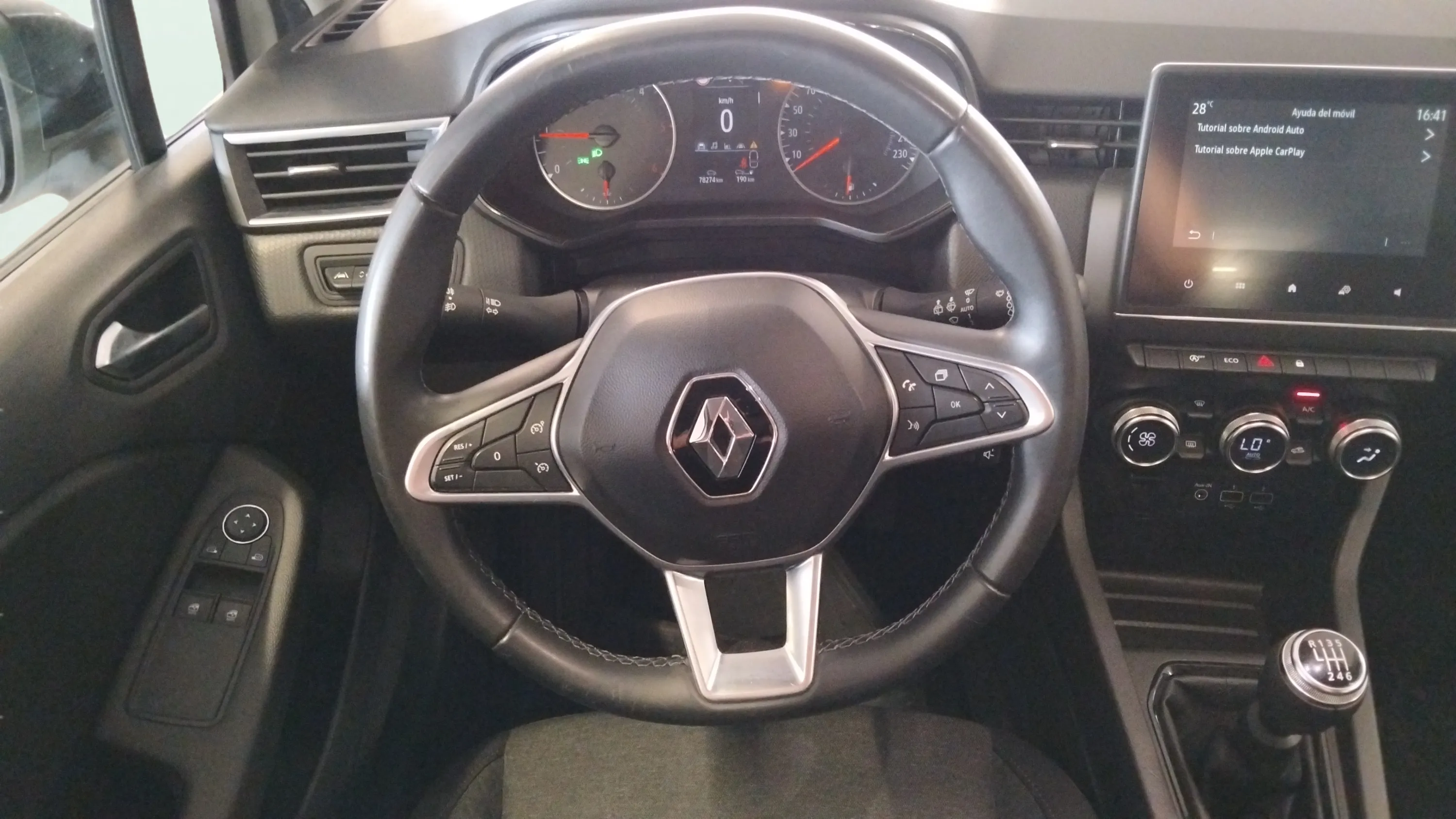 Renault Clio Equilibre Blue dCi - foto 13