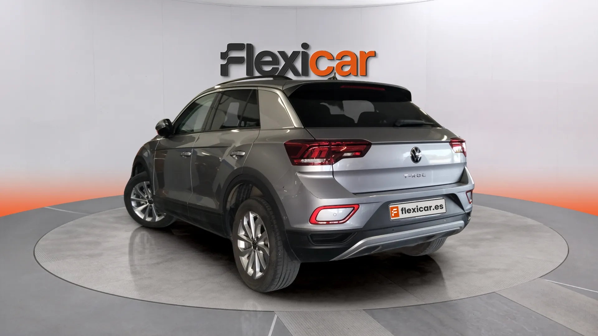 Volkswagen T-Roc Life 2.0 TDI - foto 8