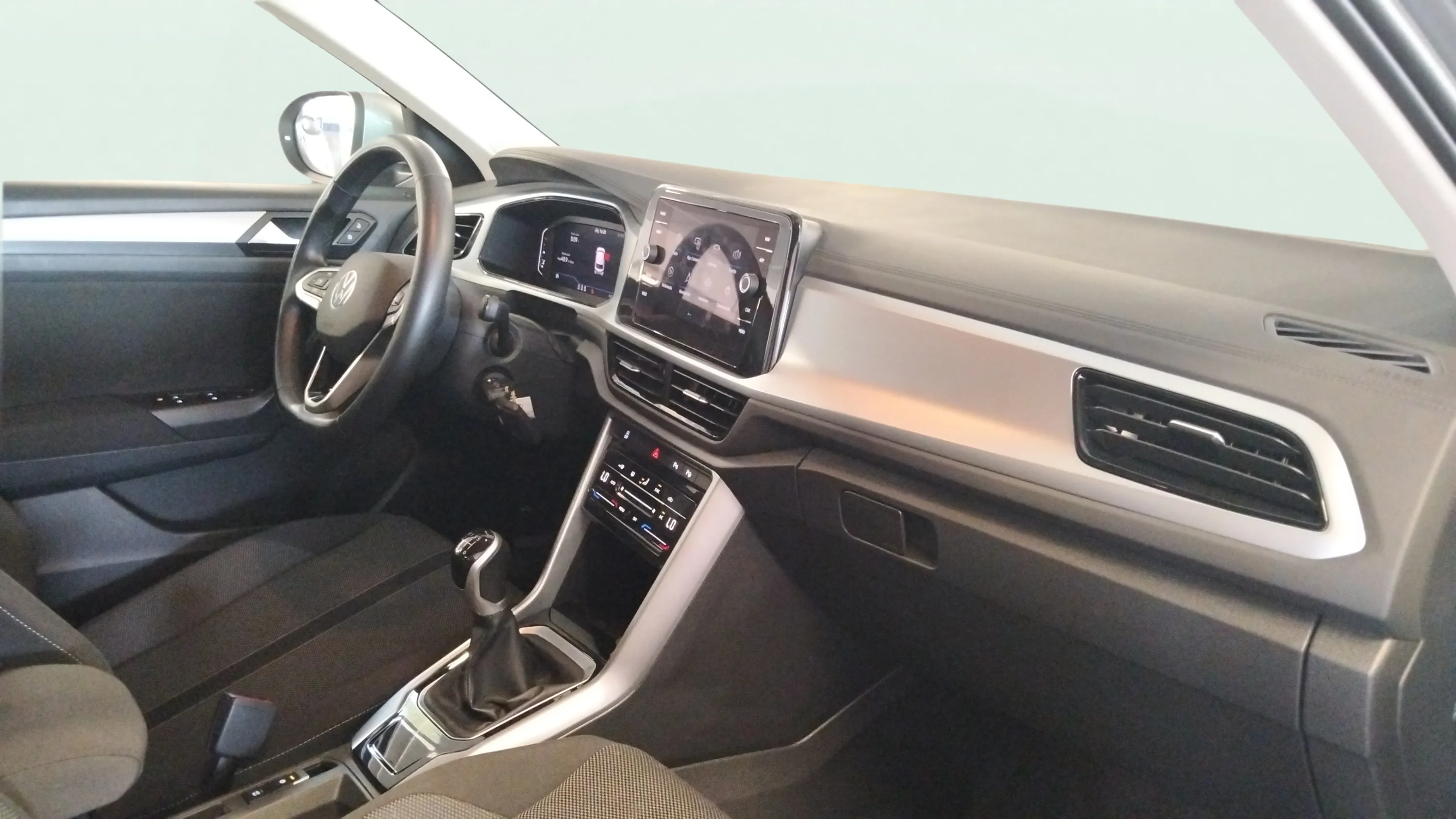 Volkswagen T-Roc Life 2.0 TDI - foto 25