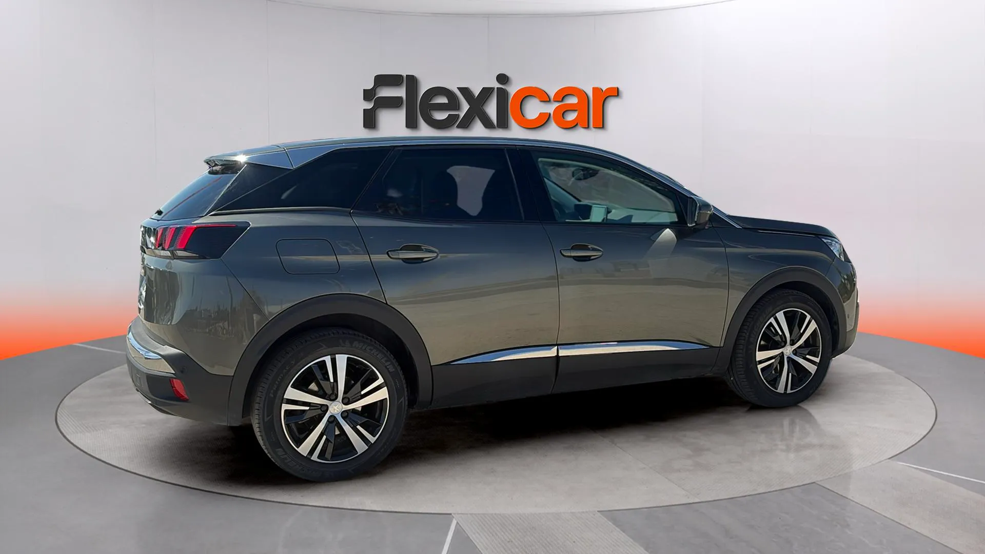 Peugeot 3008 1.2 PureTech Active EAT8 - foto 10