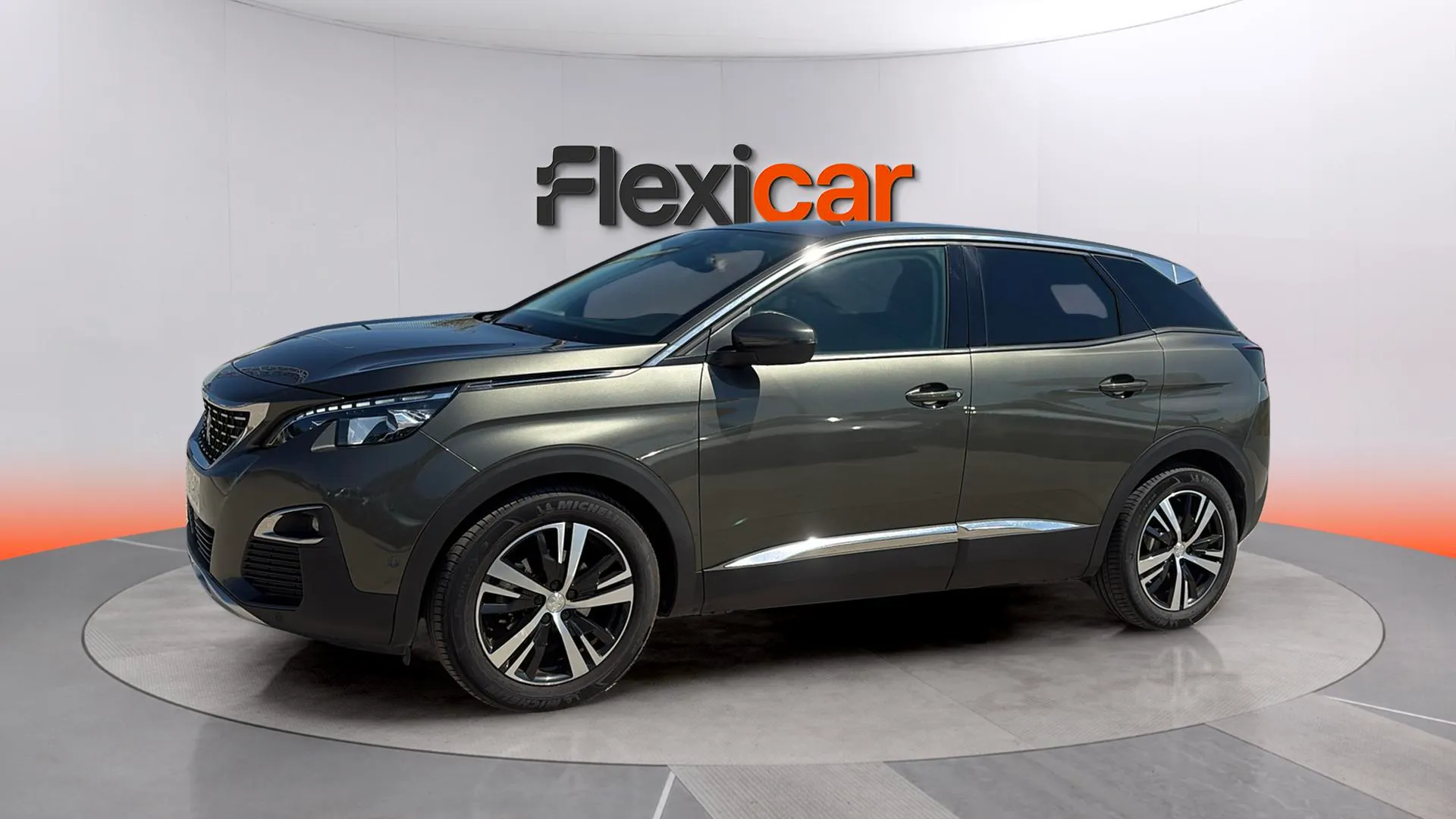 Peugeot 3008 1.2 PureTech Active EAT8 - foto 5